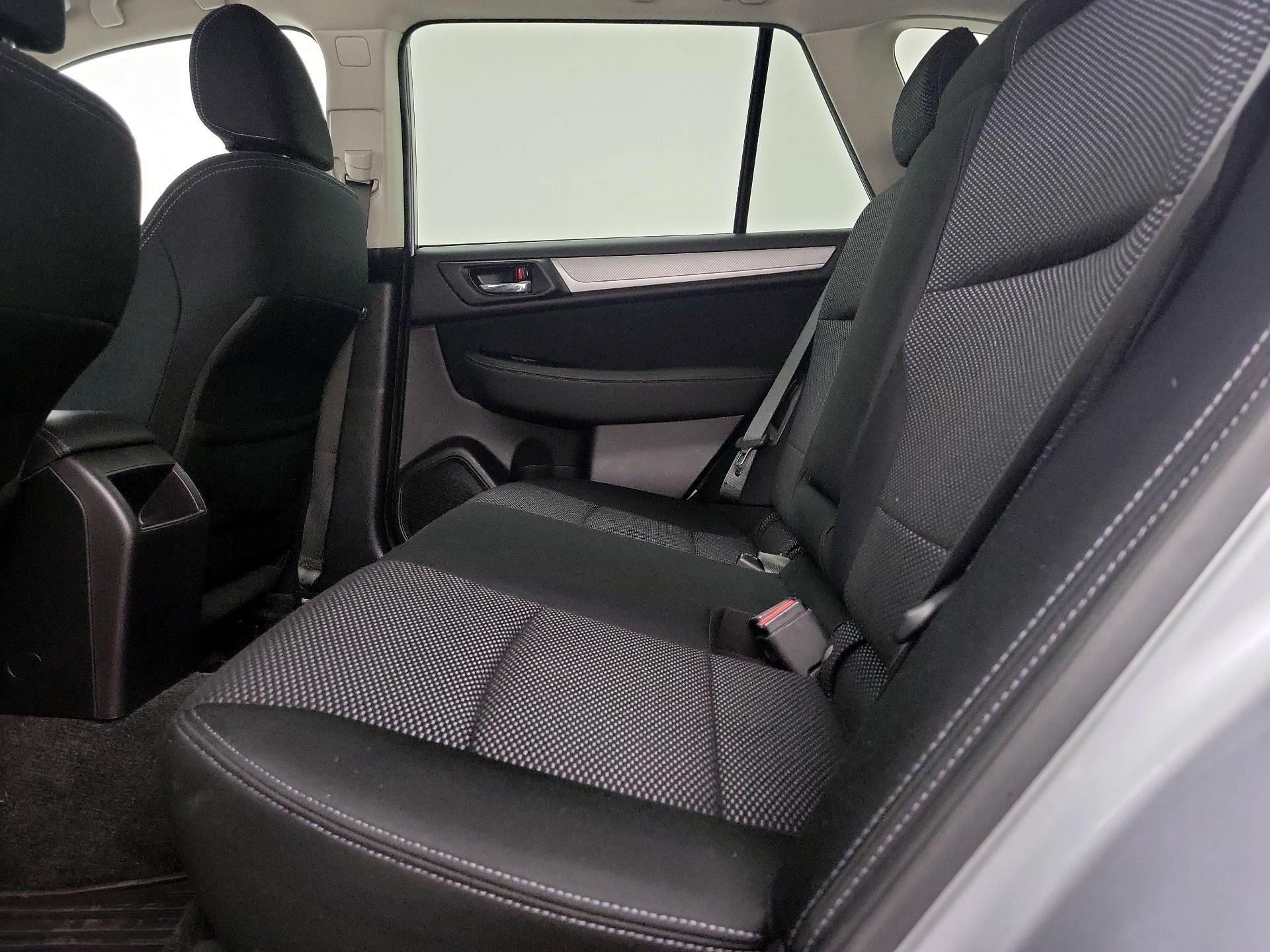 Thumbnail: 2015 Subaru Outback - 18