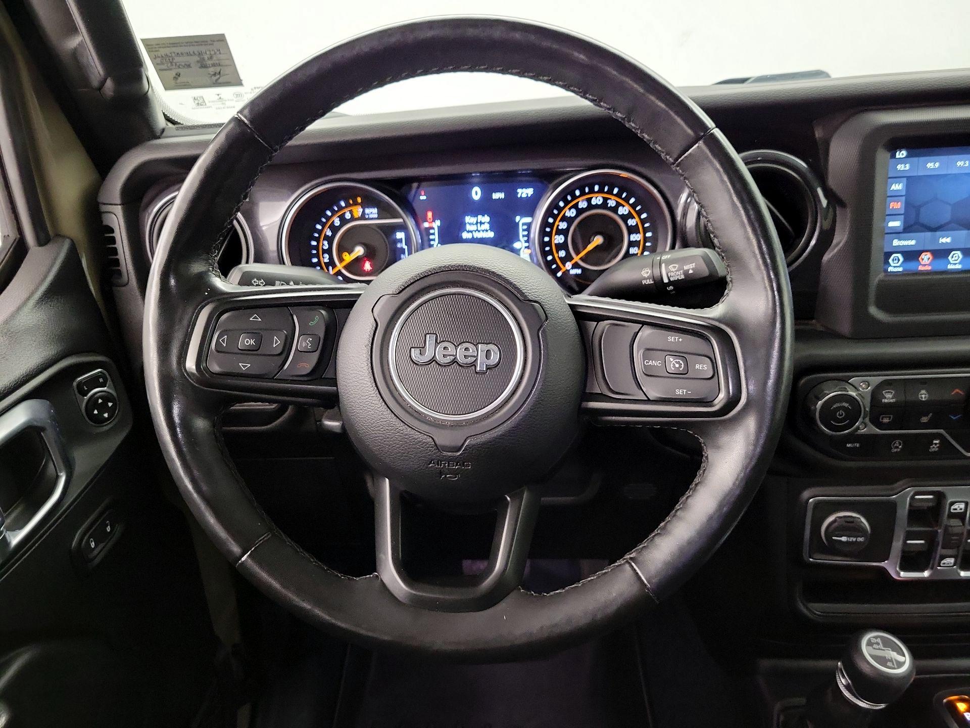 Thumbnail: 2020 Jeep Gladiator - 10