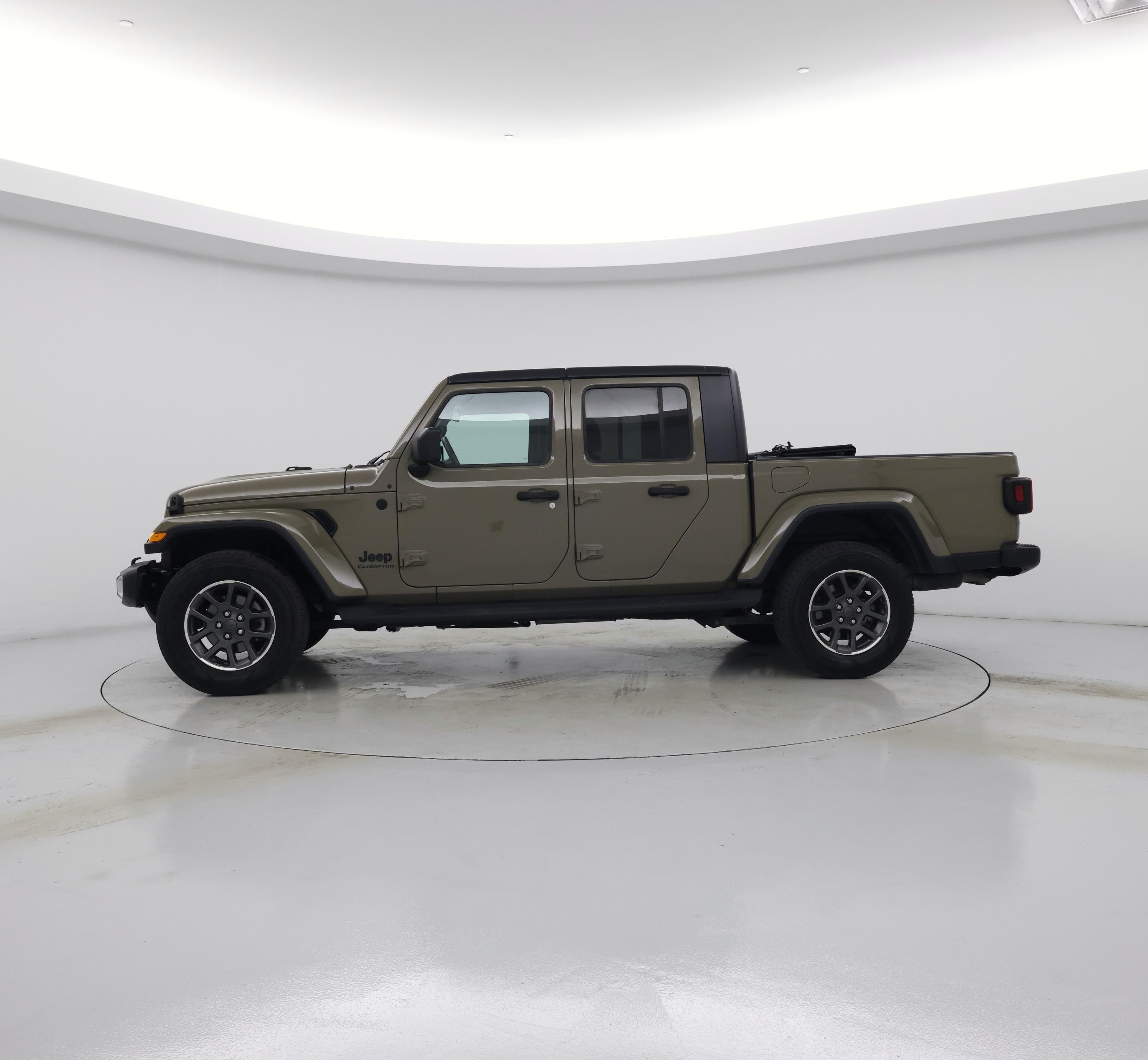 Thumbnail: 2020 Jeep Gladiator - 3