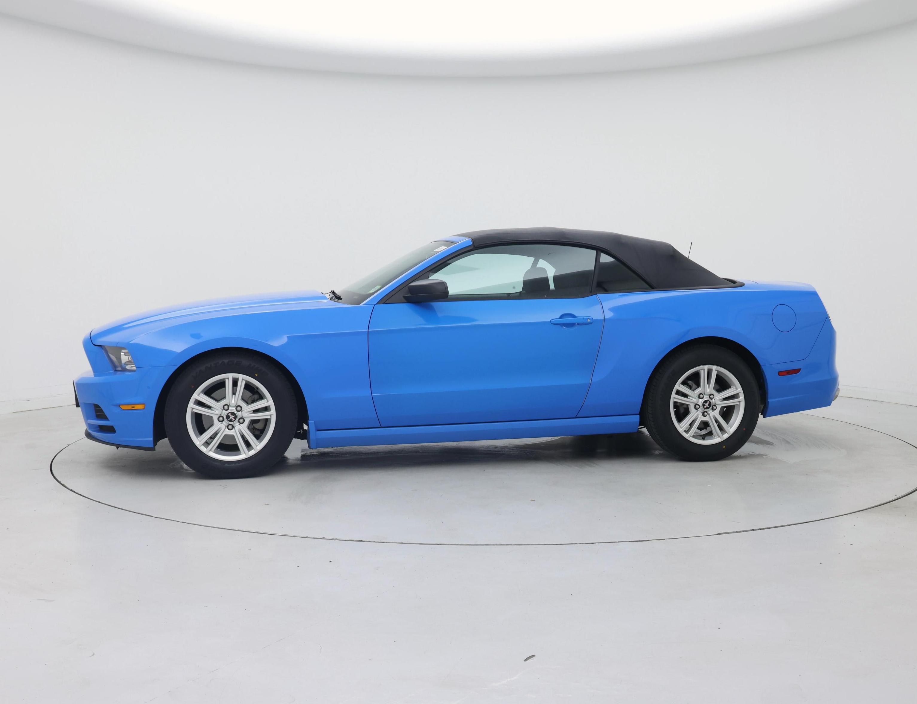 Thumbnail: 2014 Ford Mustang - 3