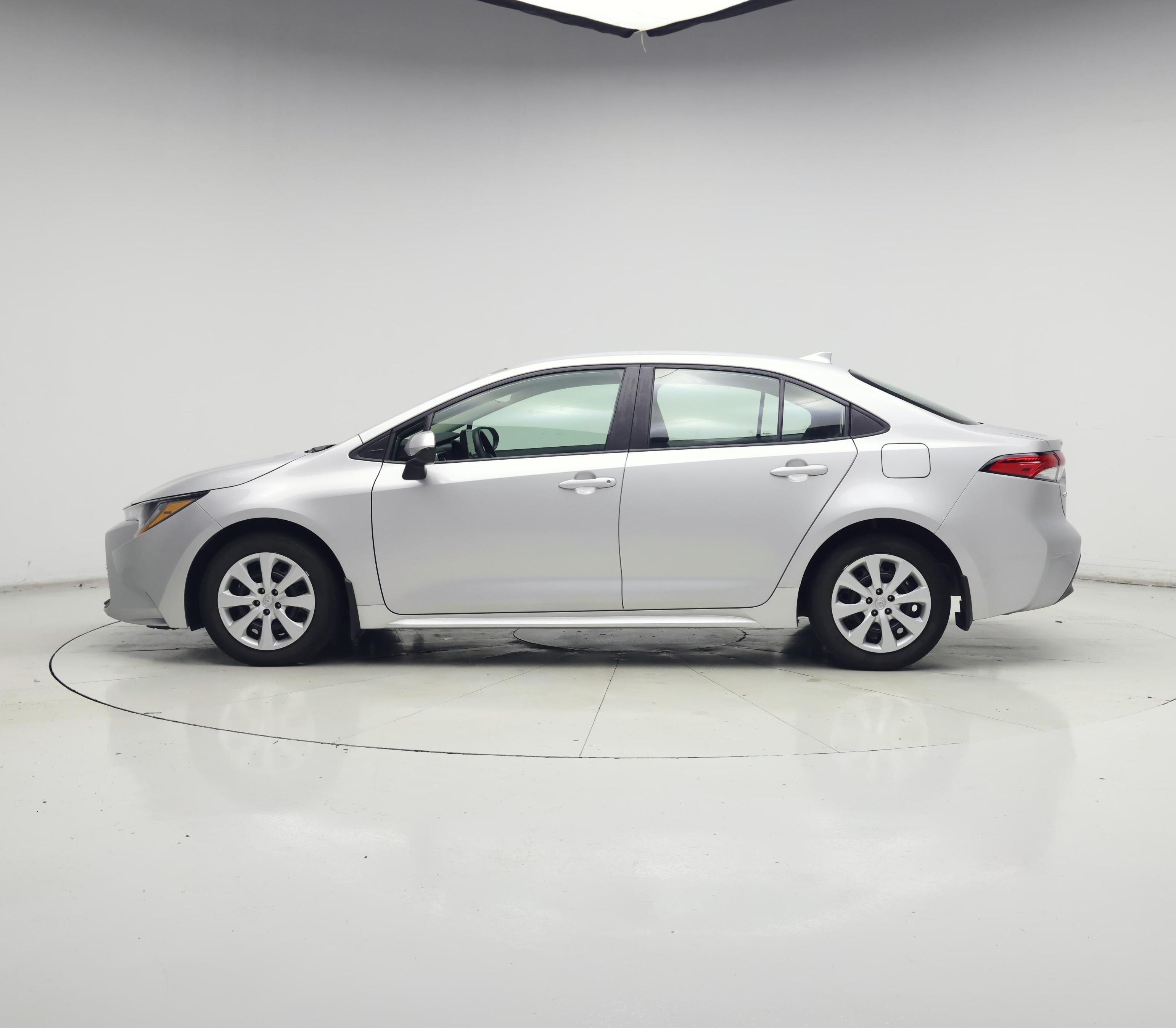 Thumbnail: 2024 Toyota Corolla - 3