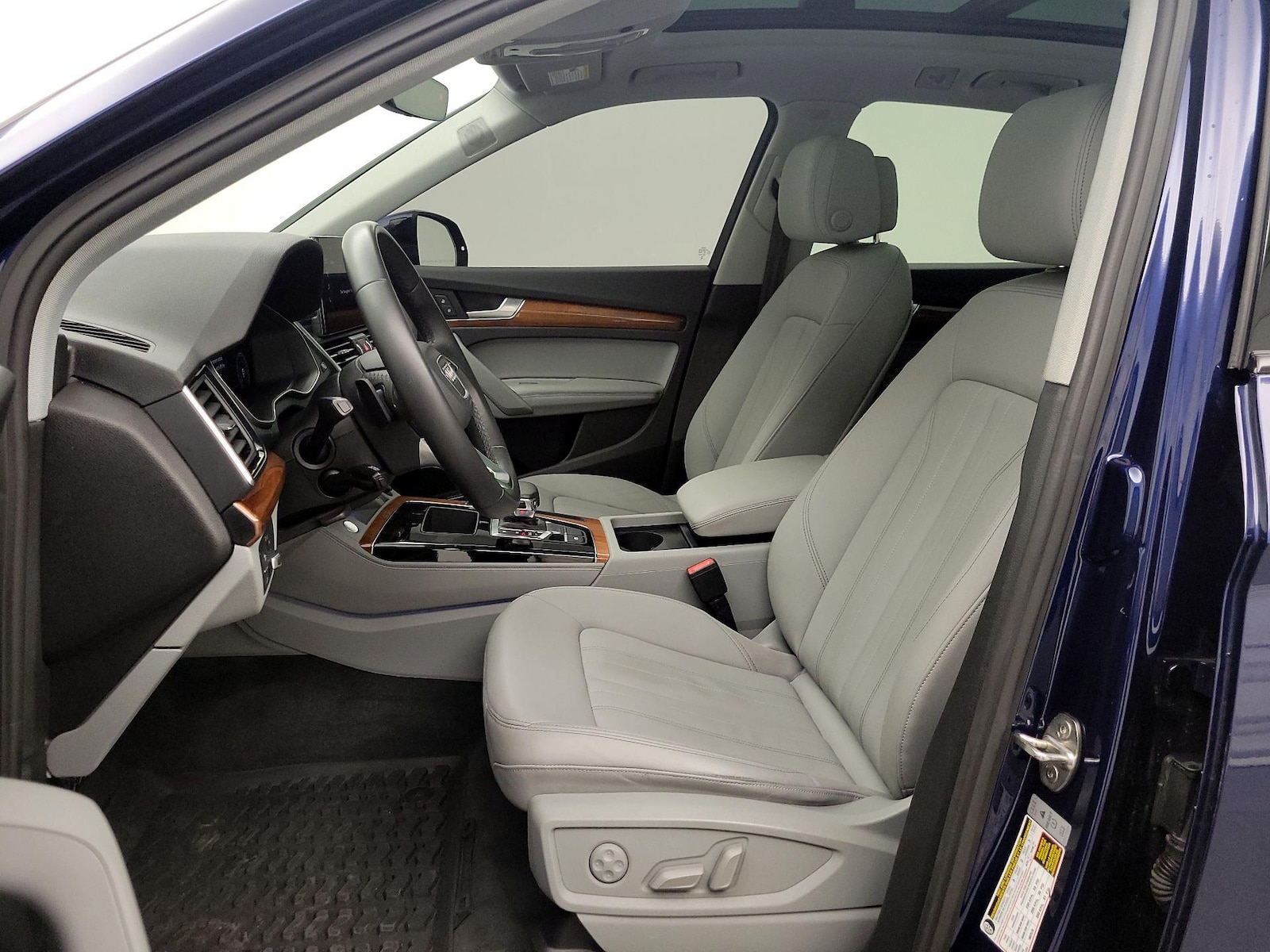 2023 Audi Q5 Premium Plus - Photo 12
