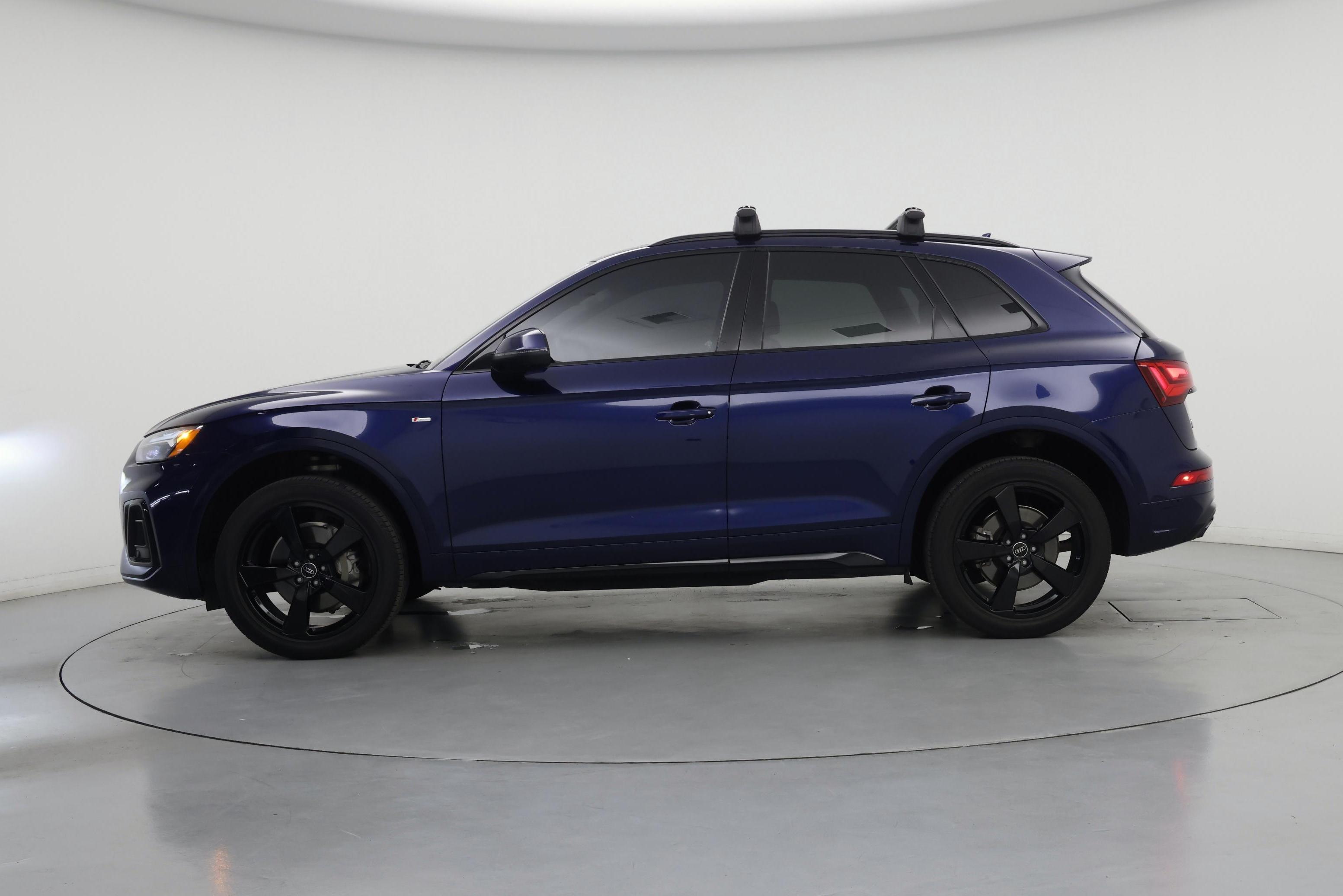 Thumbnail: 2023 Audi Q5 - 3