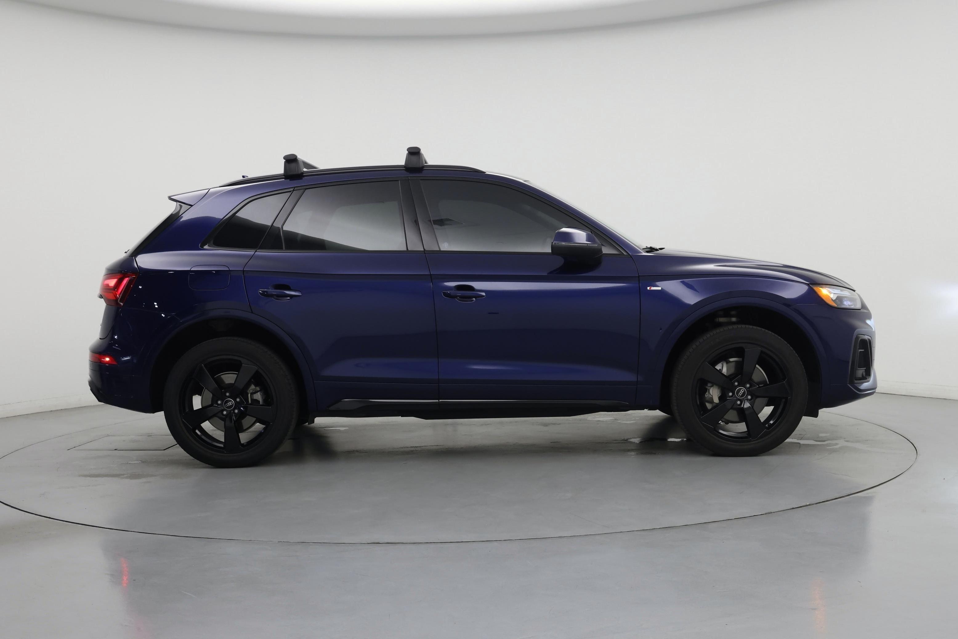 Thumbnail: 2023 Audi Q5 - 7