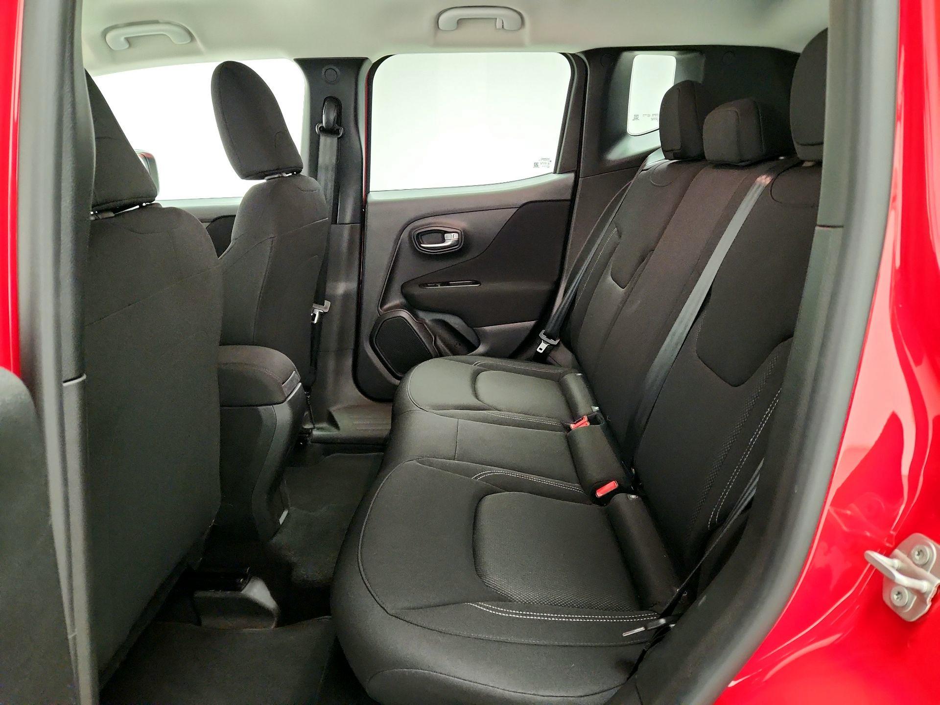 Thumbnail: 2021 Jeep Renegade - 19