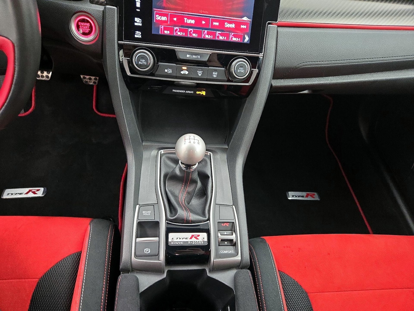2018 Honda Civic Hatchback Type-R - Photo 17