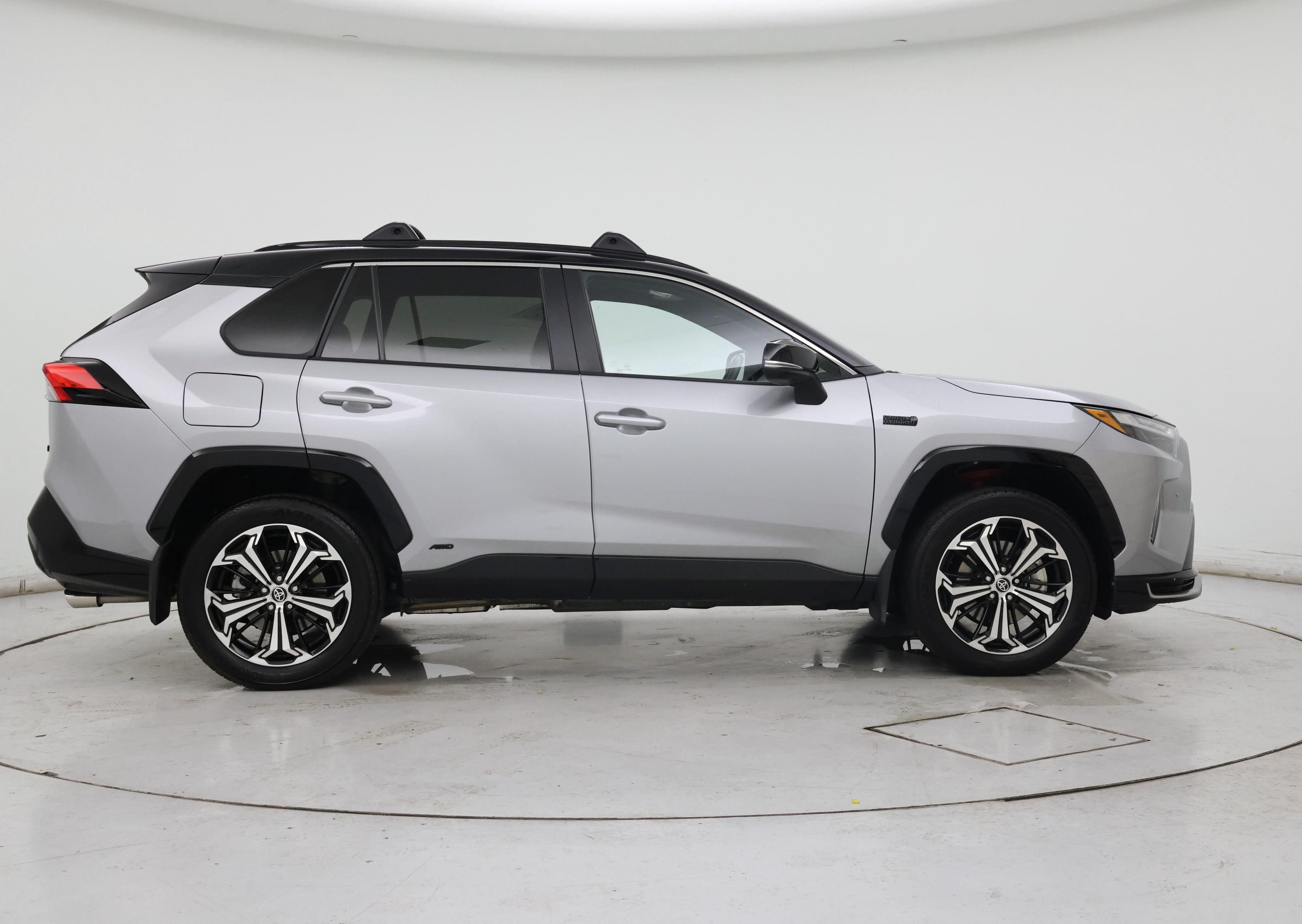 Thumbnail: 2022 Toyota RAV4 - 7