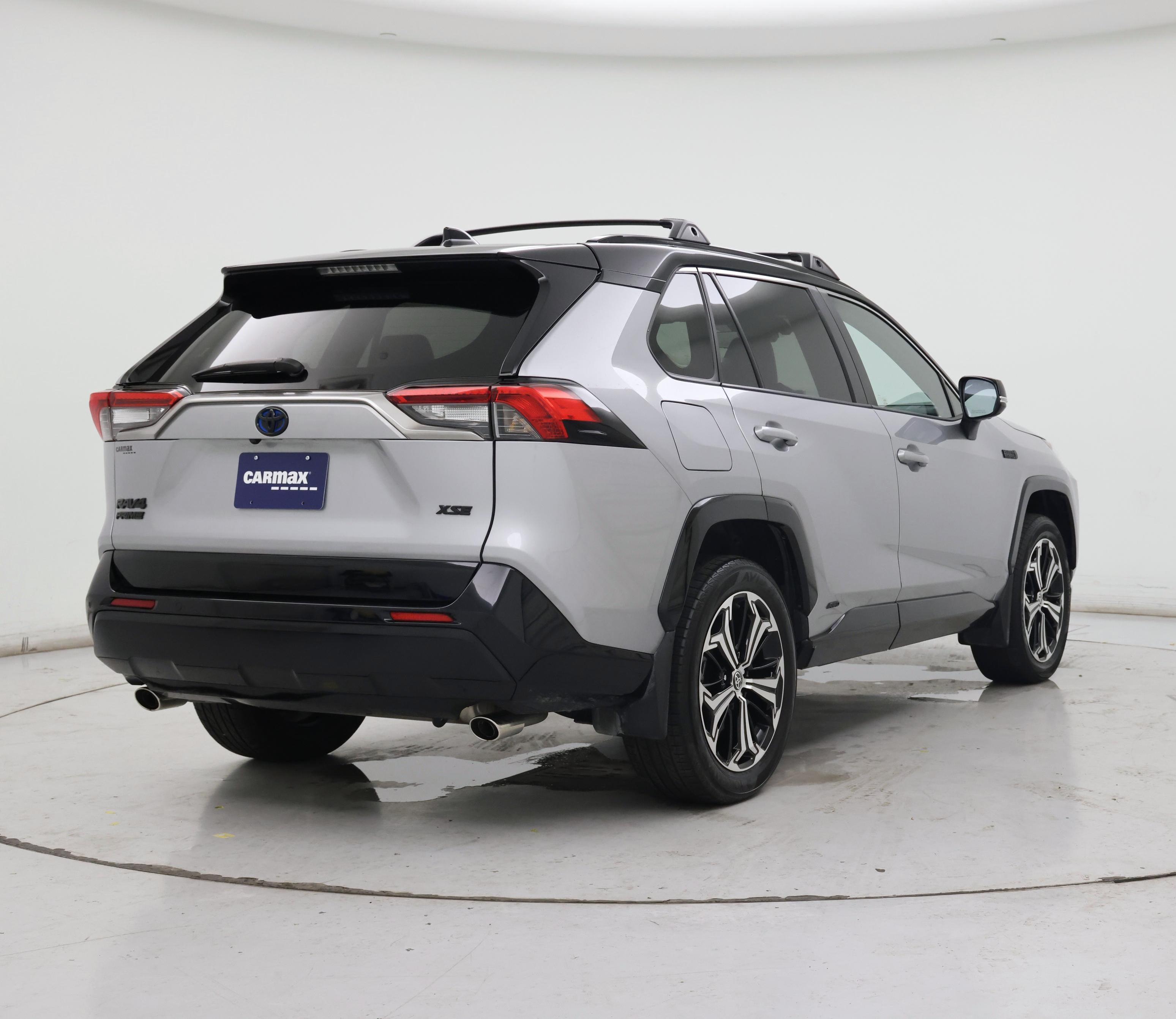 Thumbnail: 2022 Toyota RAV4 - 8