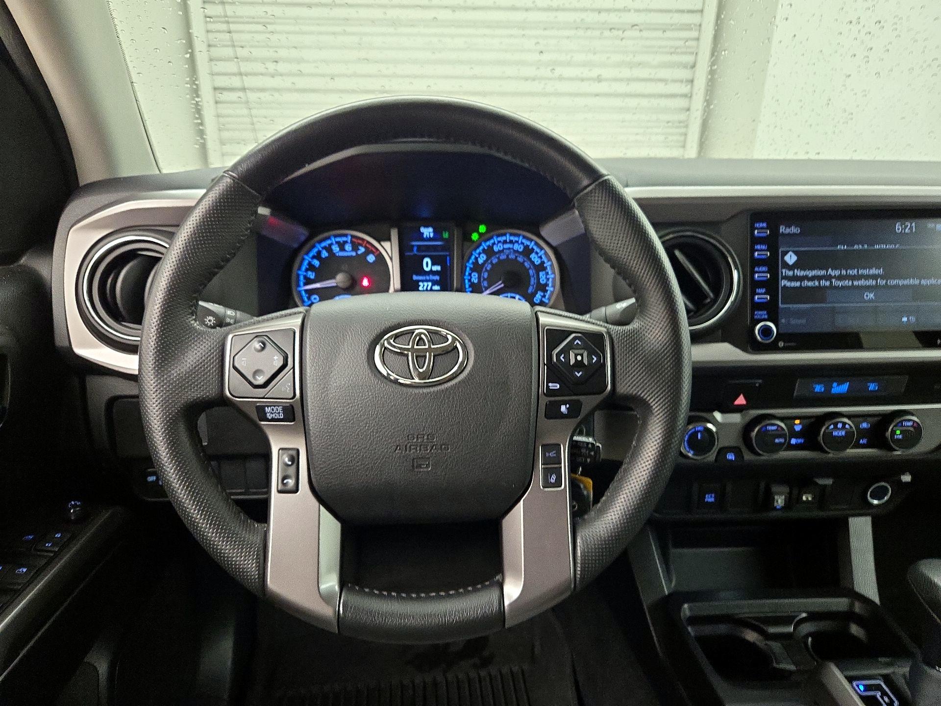 Thumbnail: 2022 Toyota Tacoma - 10