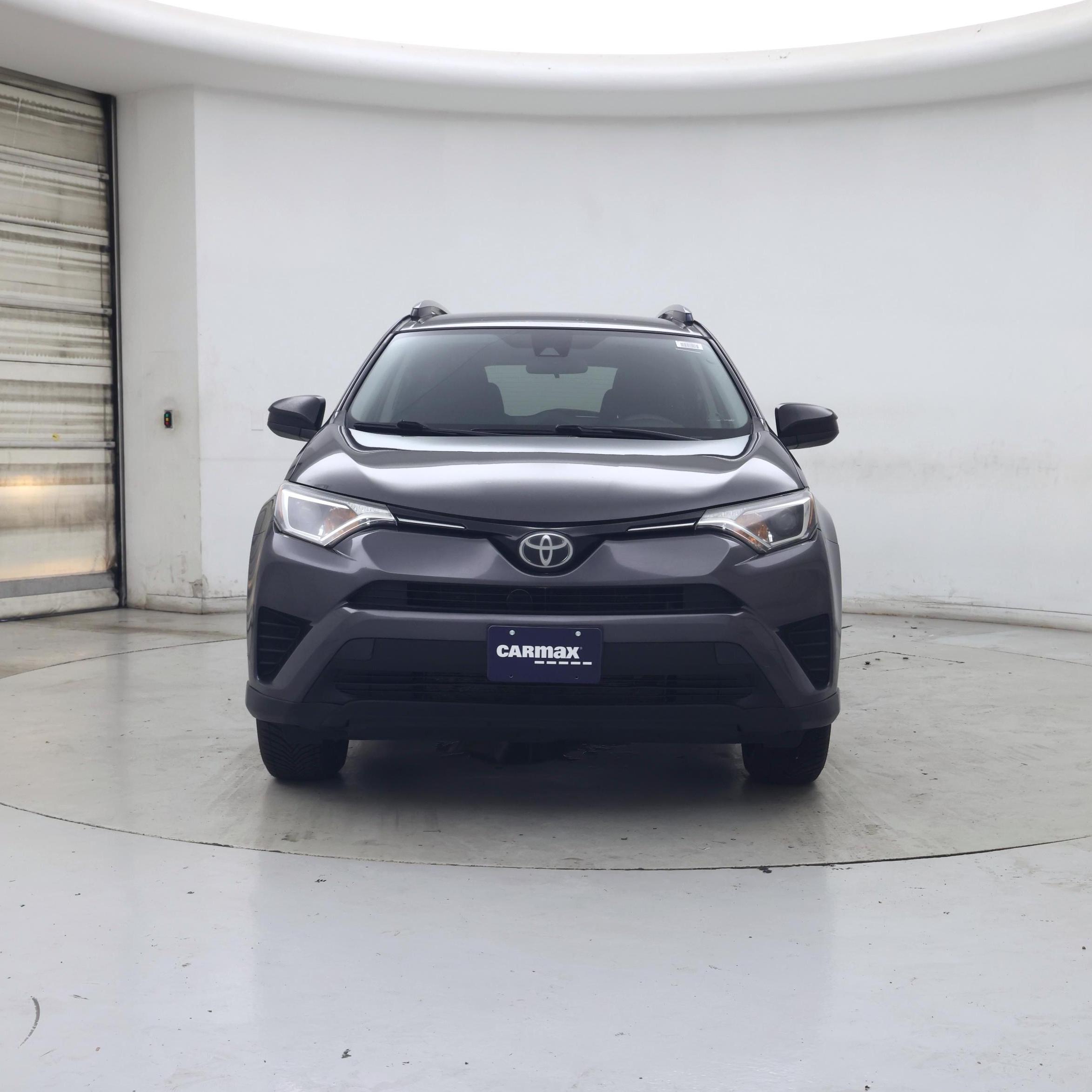 Thumbnail: 2017 Toyota RAV4 - 5