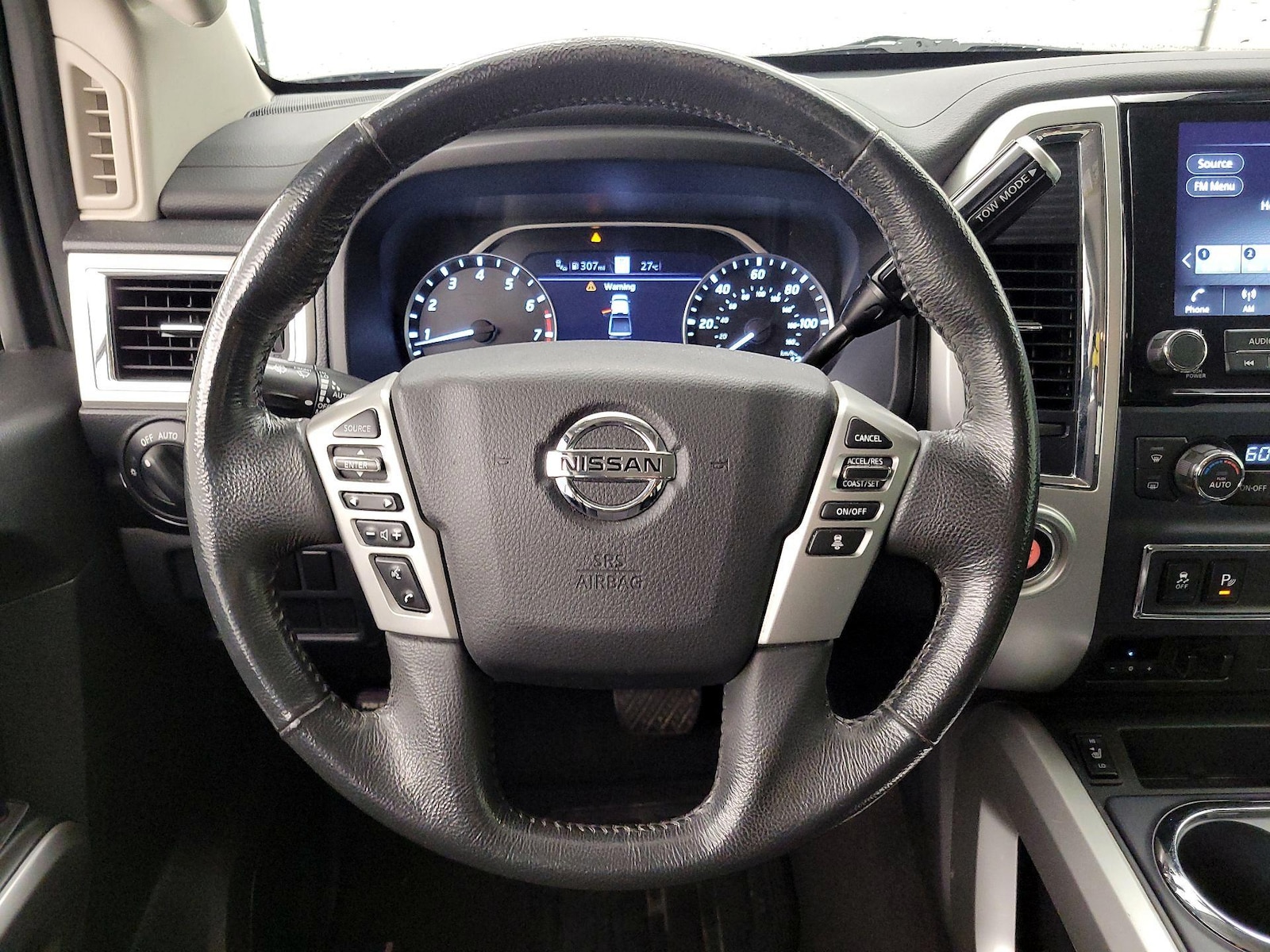 2021 Nissan Titan SV - Photo 11