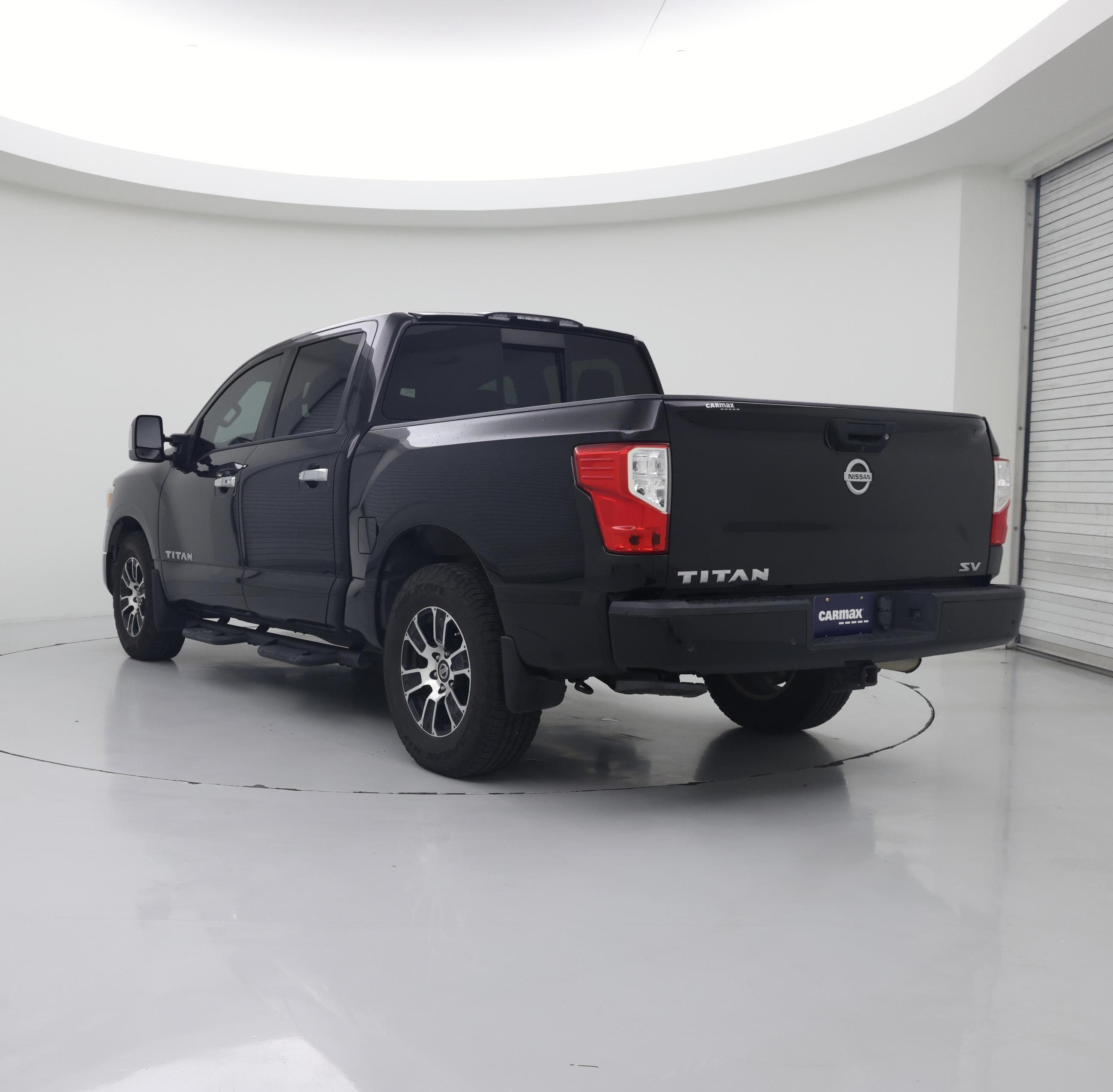 Thumbnail: 2021 Nissan Titan - 2