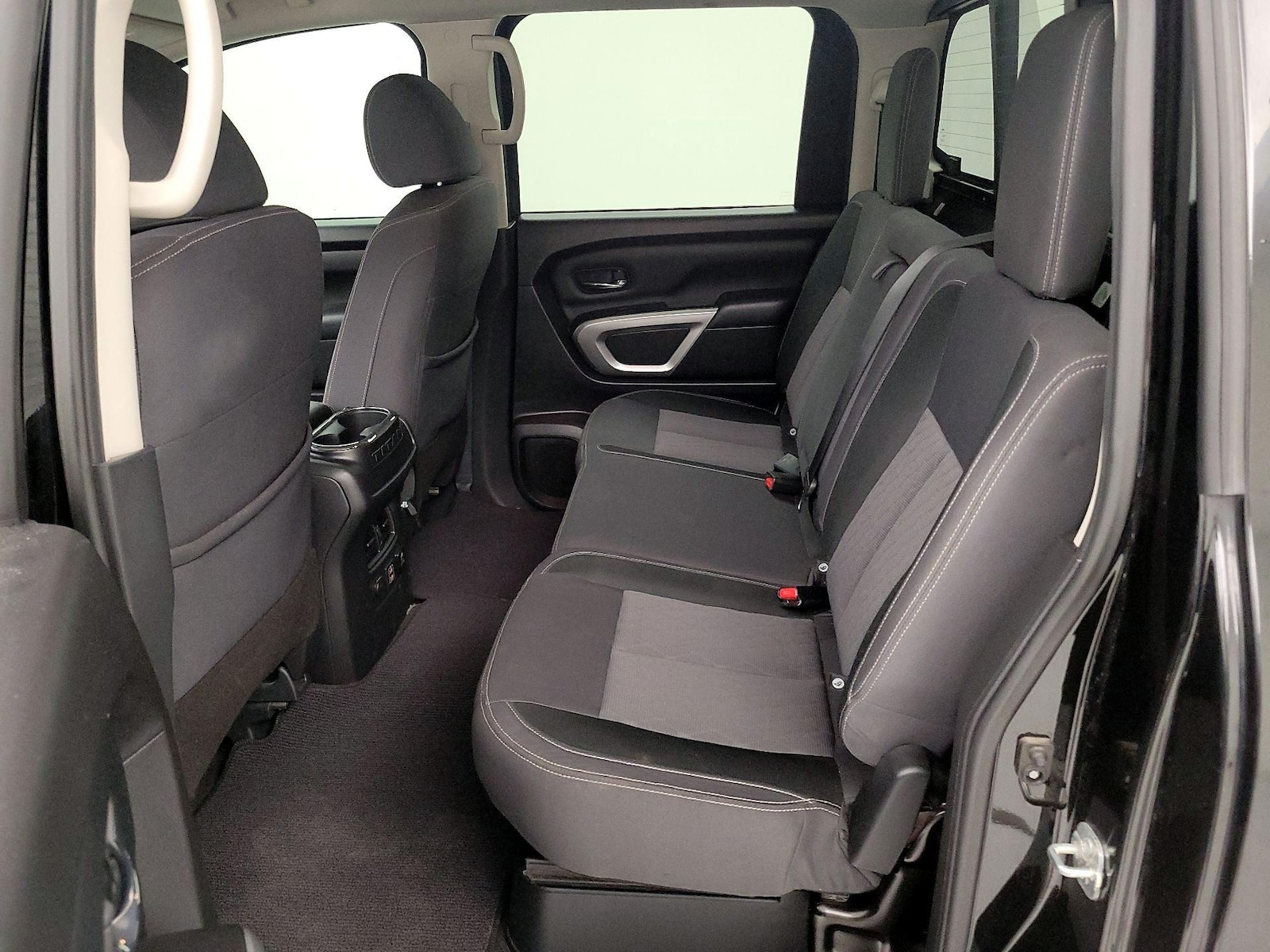 2021 Nissan Titan SV - Photo 20