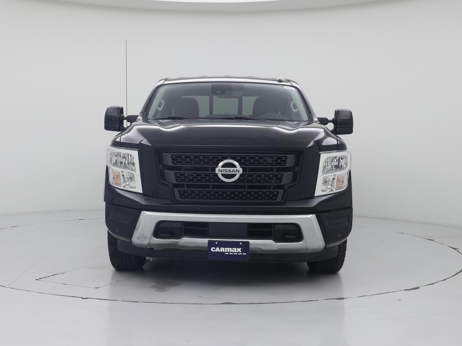 2021 Nissan Titan SV - Photo 6