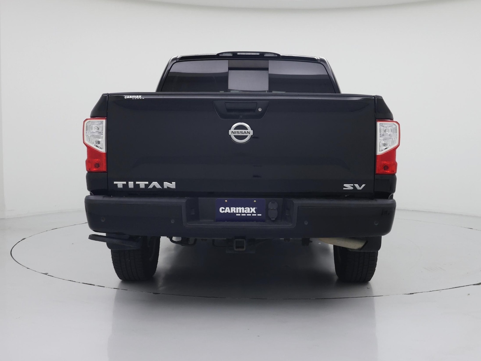 2021 Nissan Titan SV - Photo 7