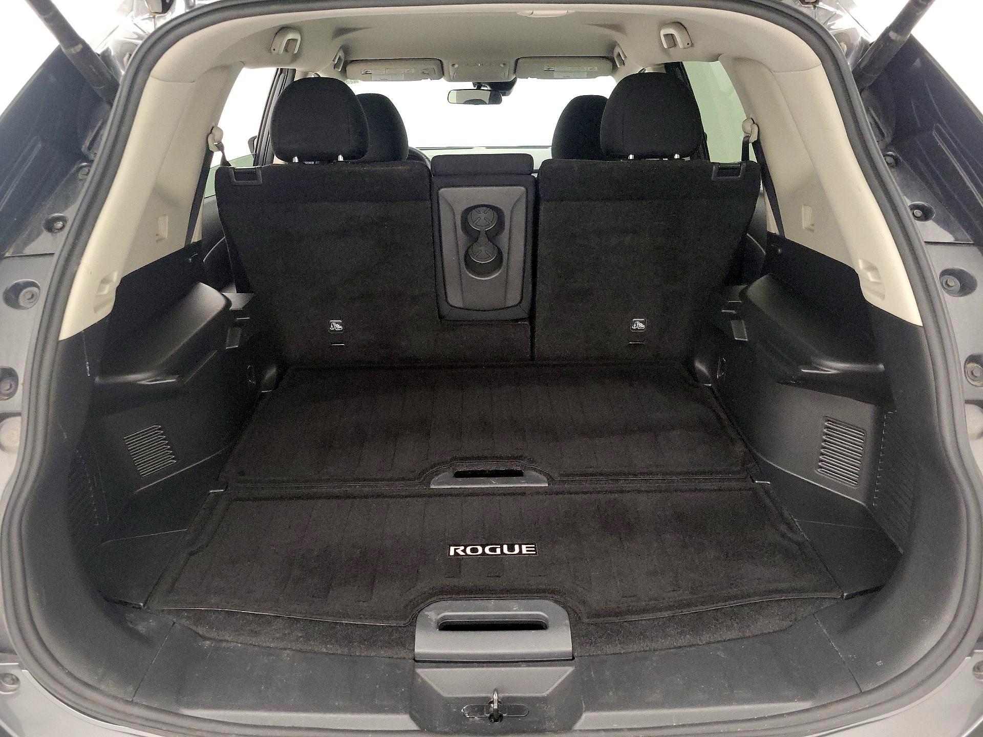 Thumbnail: 2019 Nissan Rogue - 20