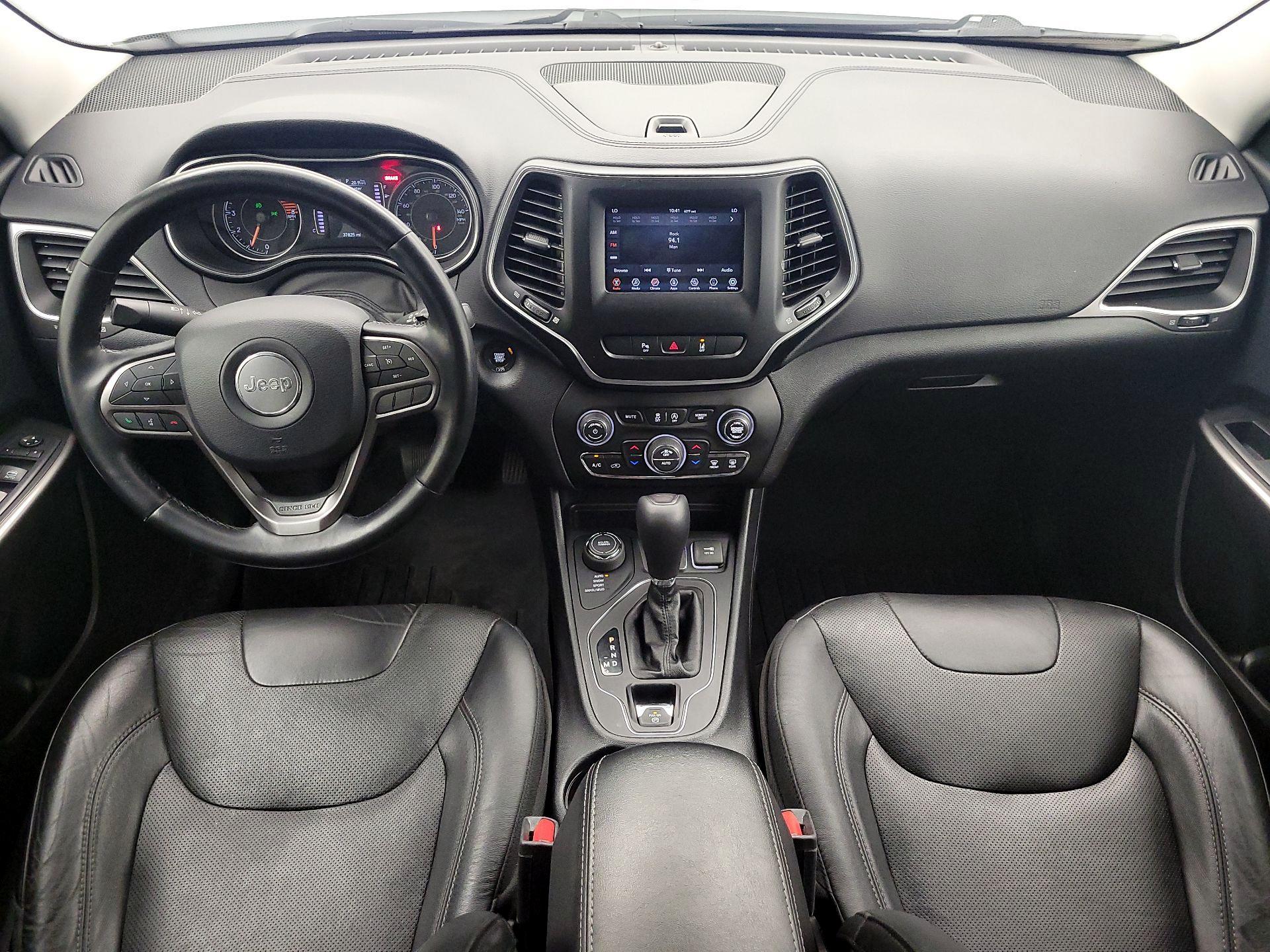 Thumbnail: 2020 Jeep Cherokee - 9