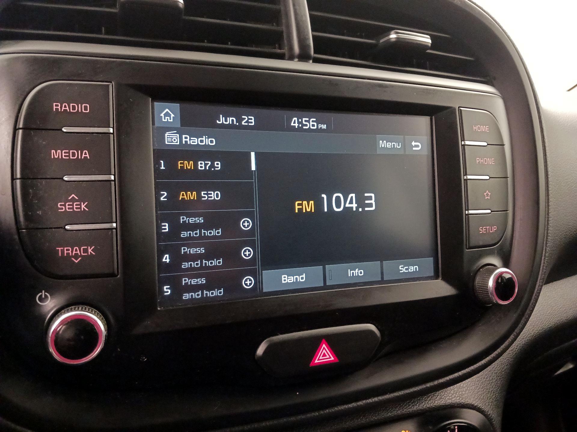 Thumbnail: 2021 Kia Soul - 15