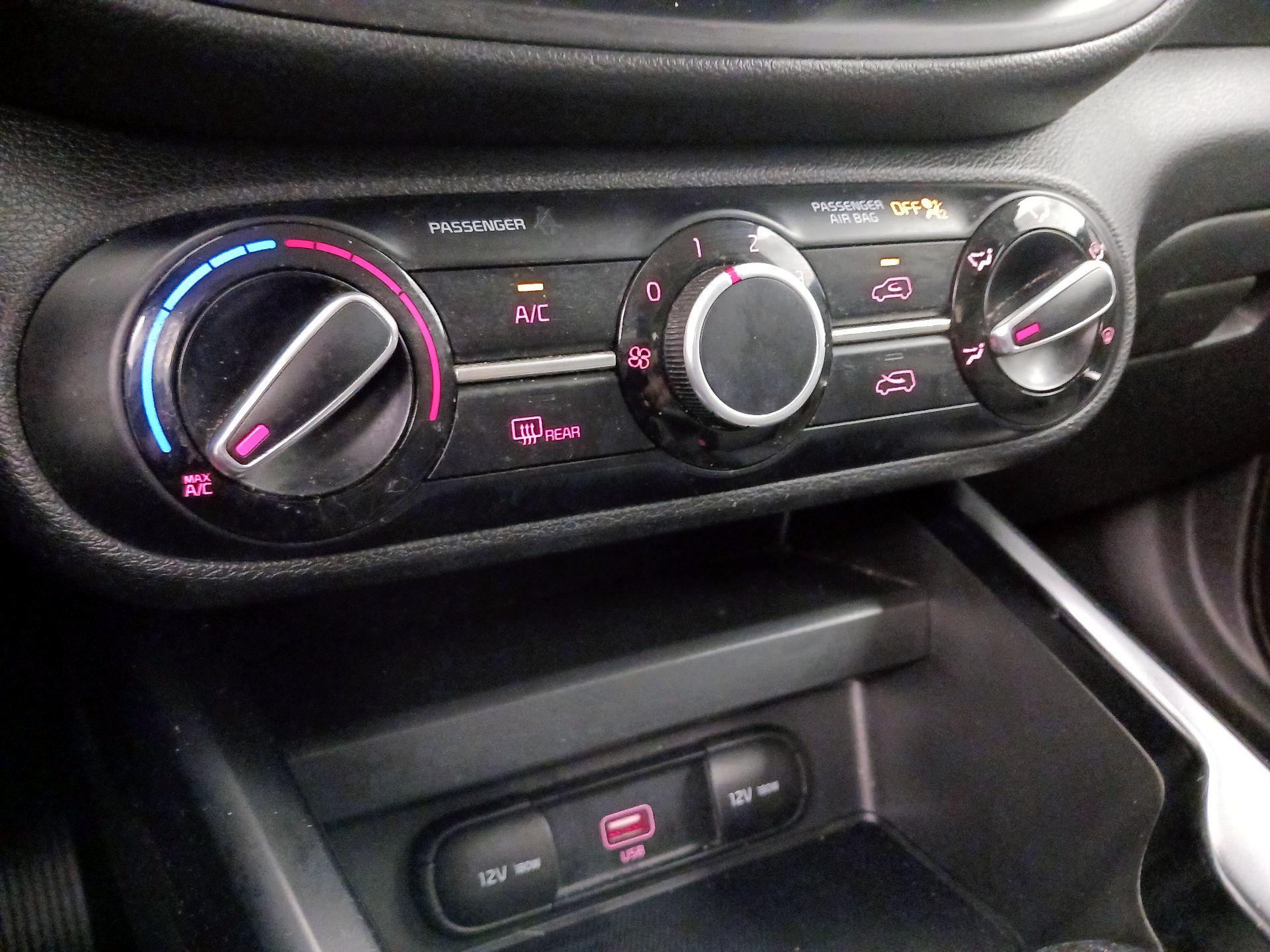 Thumbnail: 2021 Kia Soul - 16