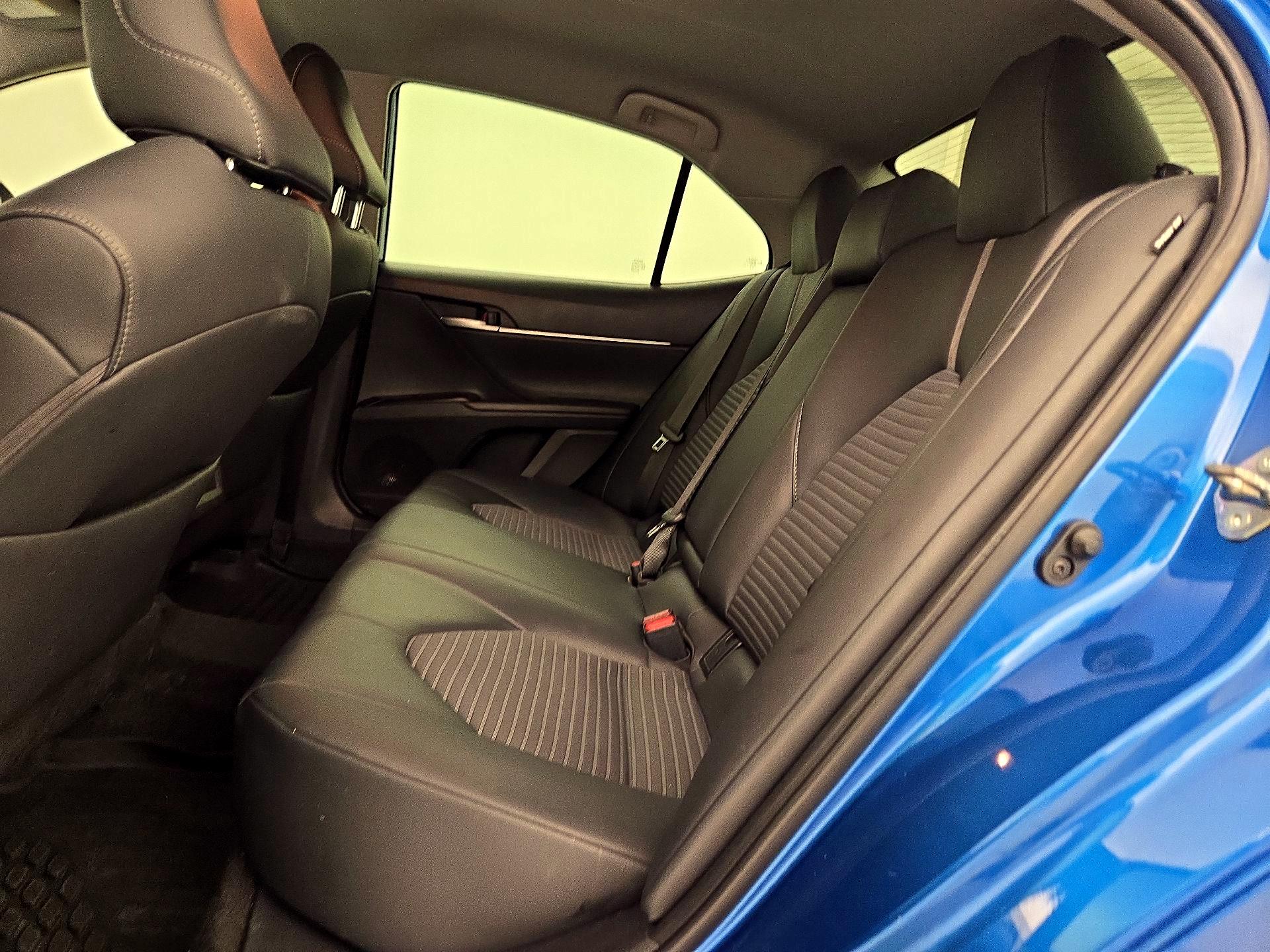Thumbnail: 2019 Toyota Camry - 19