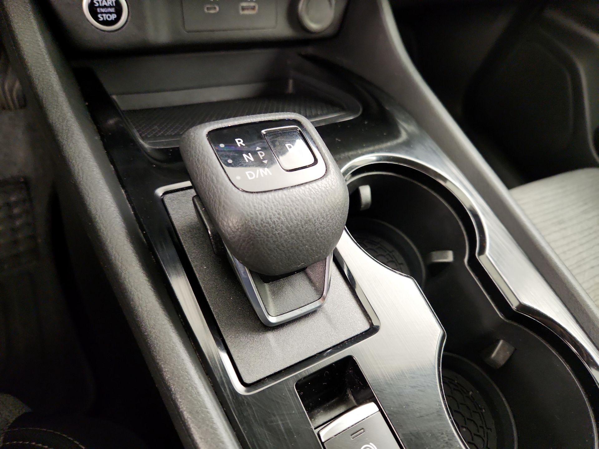 Thumbnail: 2023 Nissan Rogue - 17