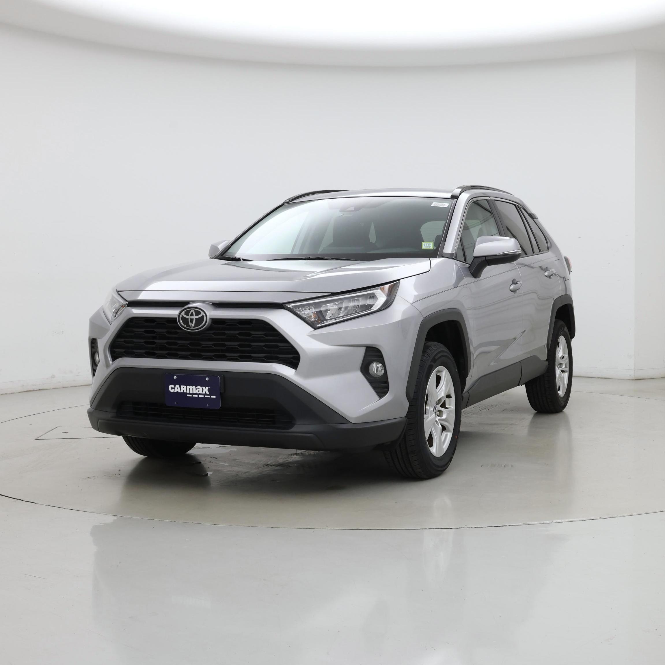 Thumbnail: 2020 Toyota RAV4 - 4