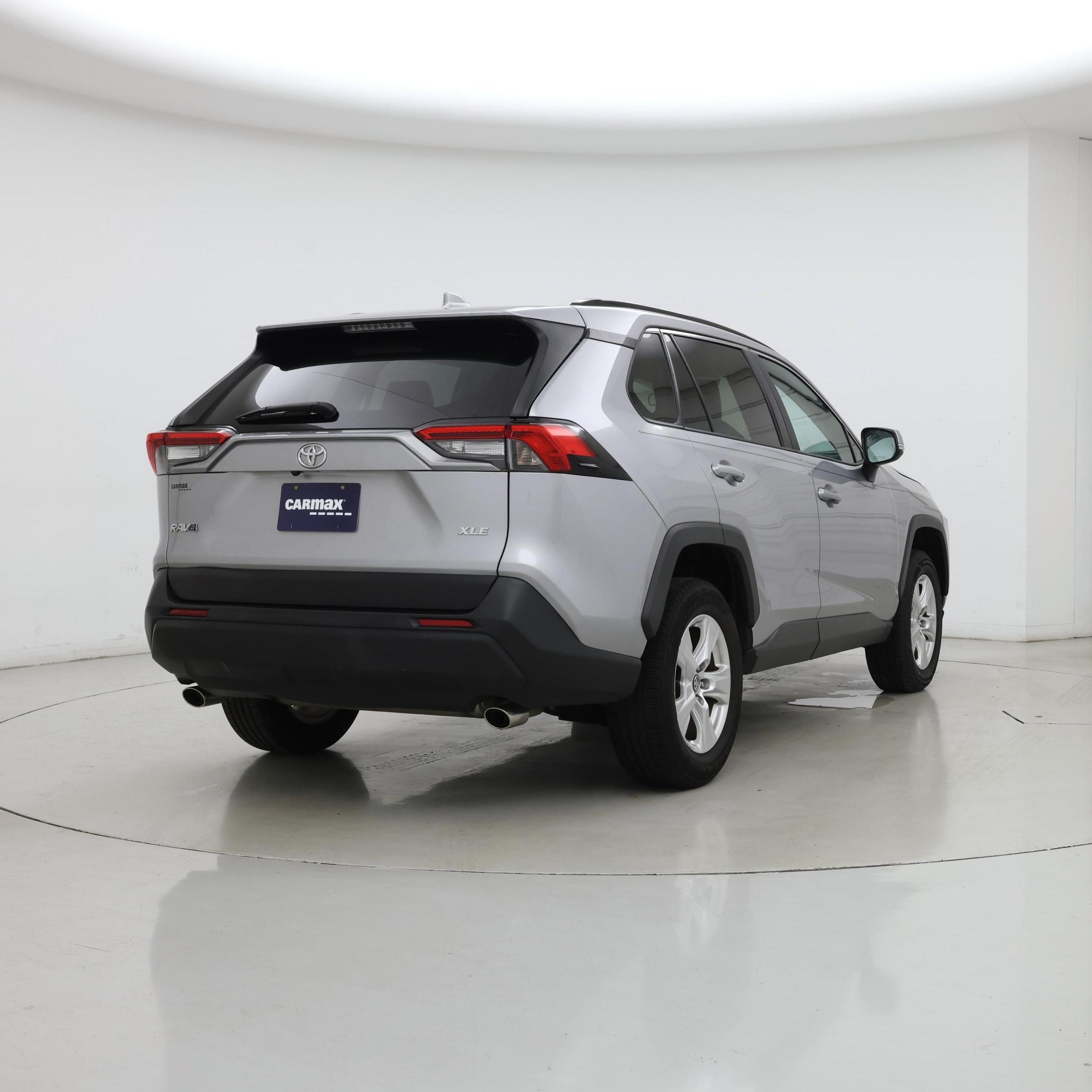 Thumbnail: 2020 Toyota RAV4 - 8