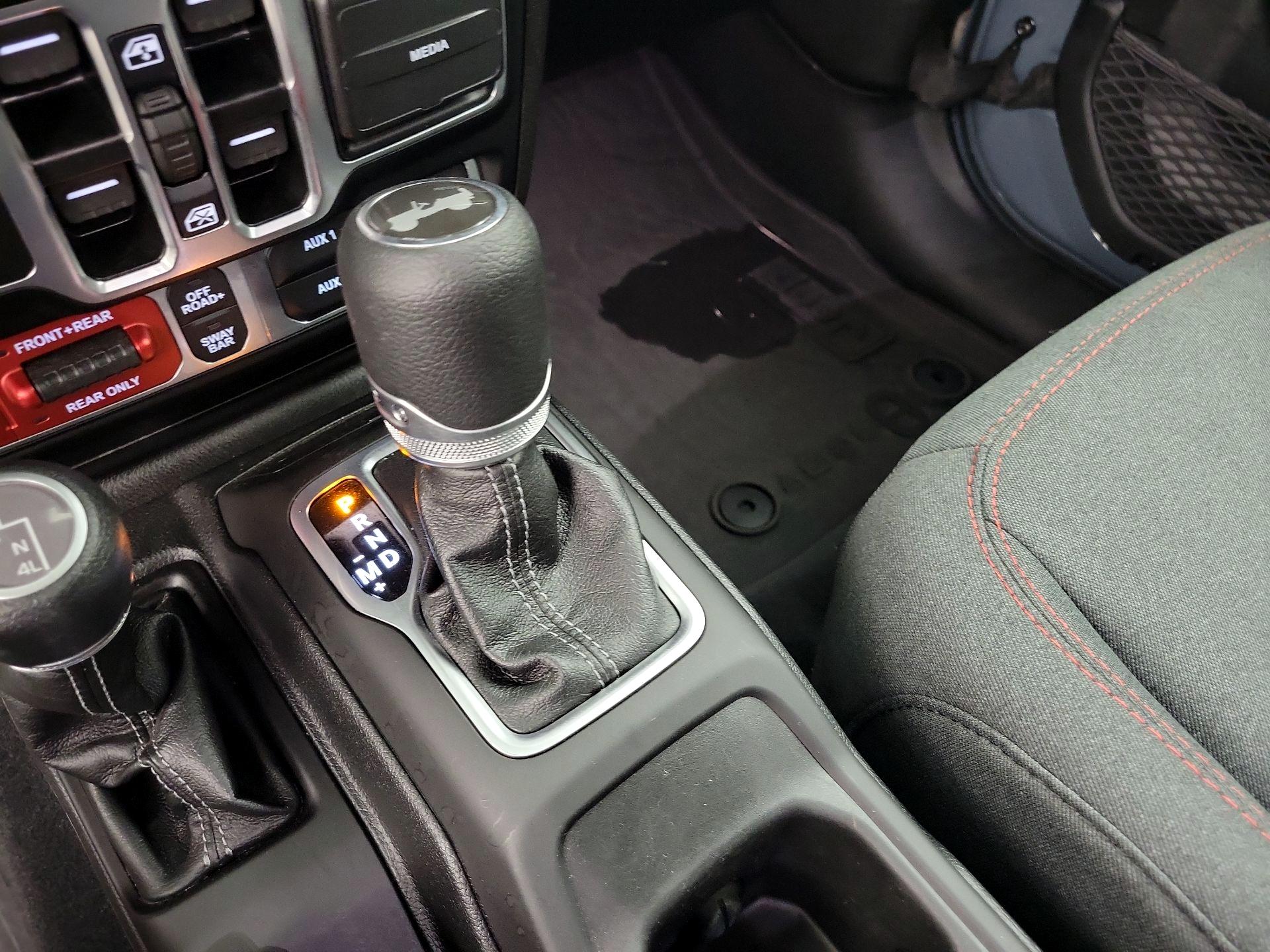 Thumbnail: 2024 Jeep Wrangler - 17