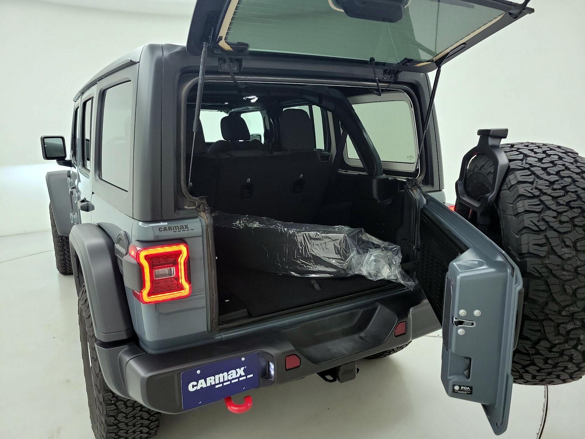 Thumbnail: 2024 Jeep Wrangler - 20