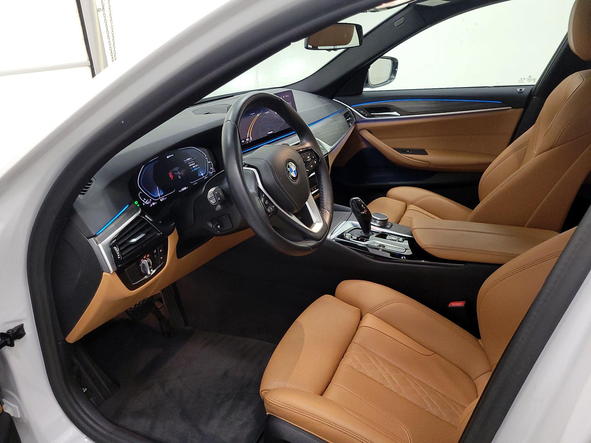 Thumbnail: 2021 BMW 5 Series - 11