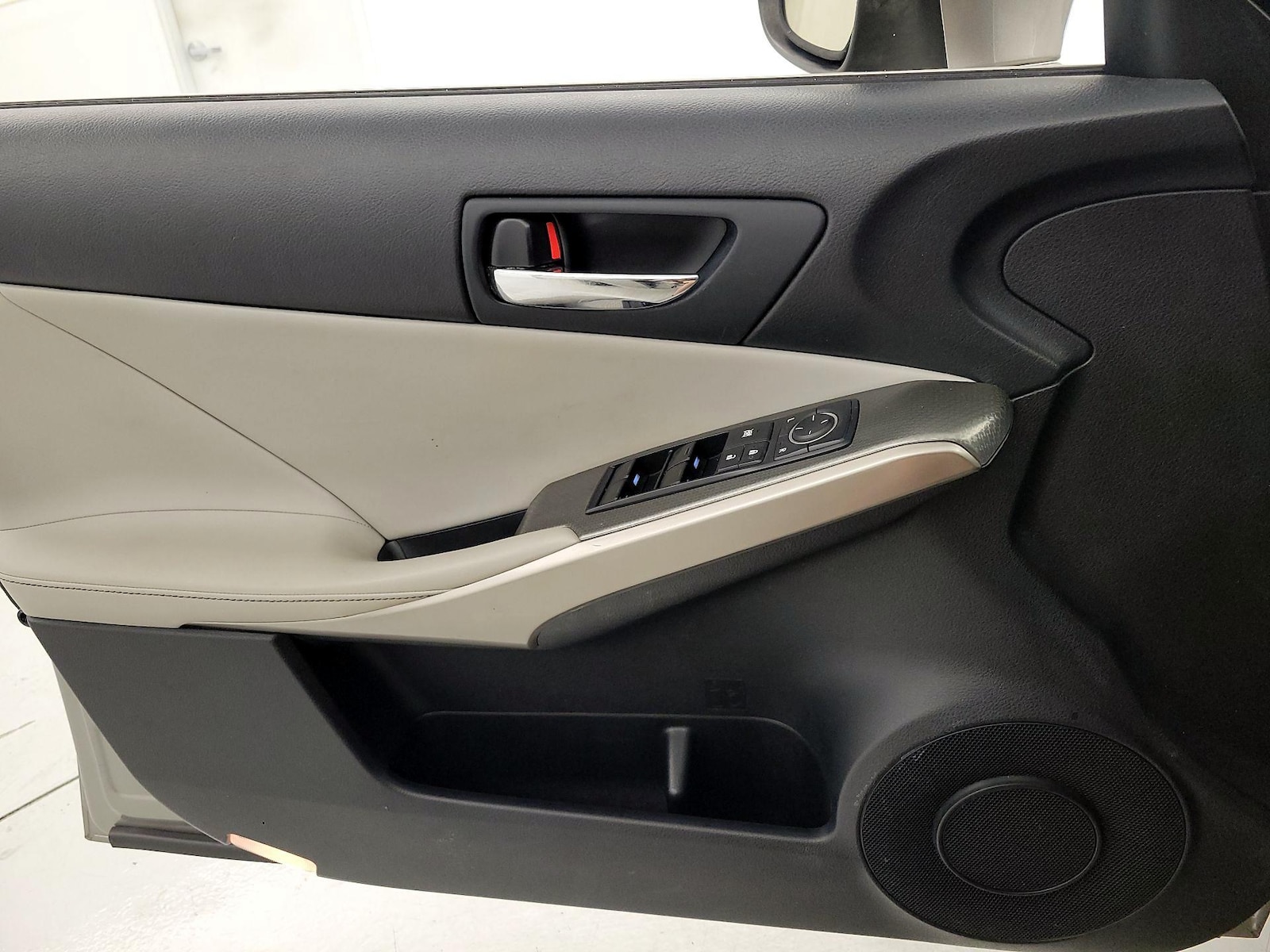 2015 Lexus IS 250 - Photo 13