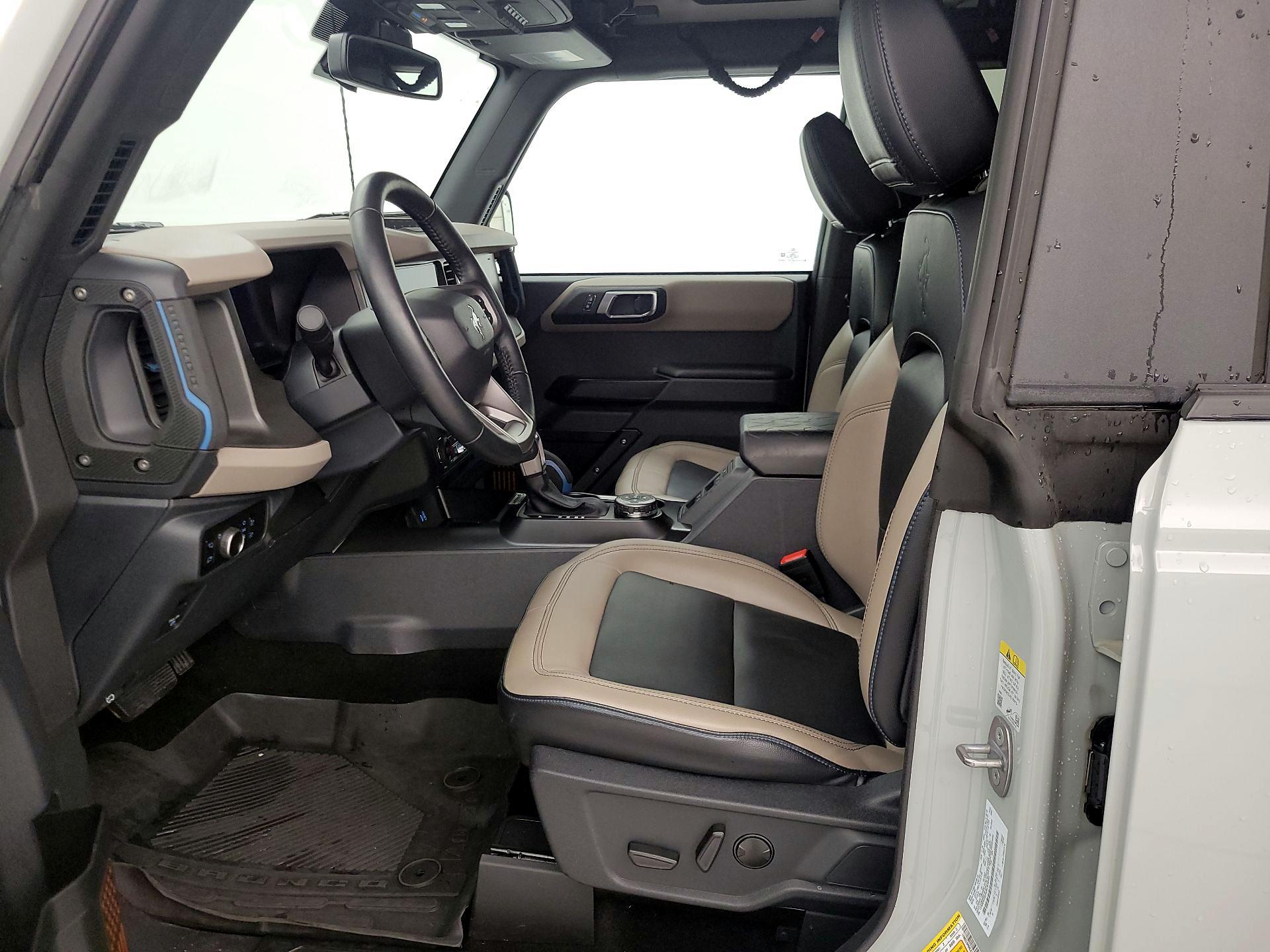 Thumbnail: 2024 Ford Bronco - 11