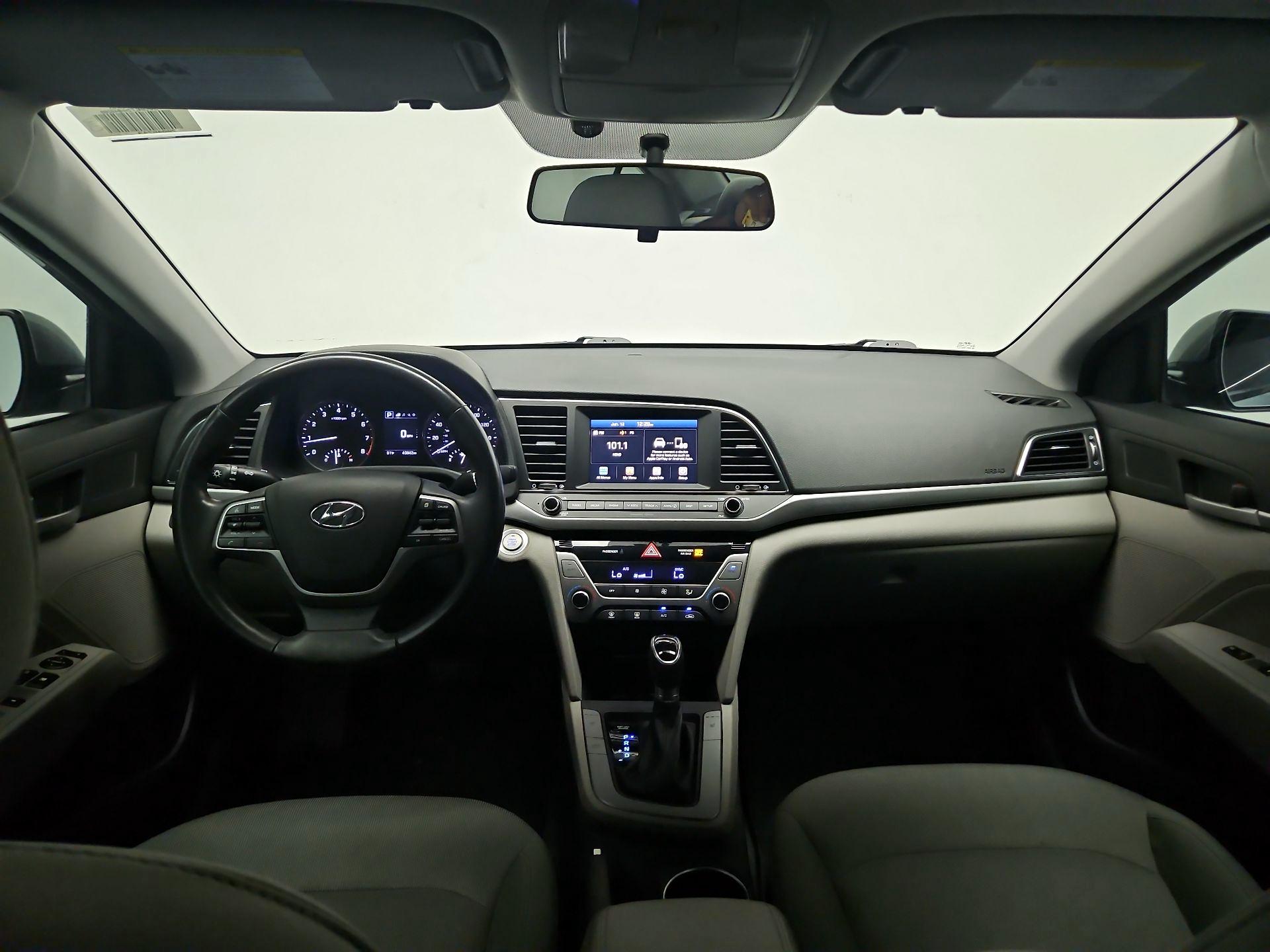 Thumbnail: 2017 Hyundai Elantra - 9