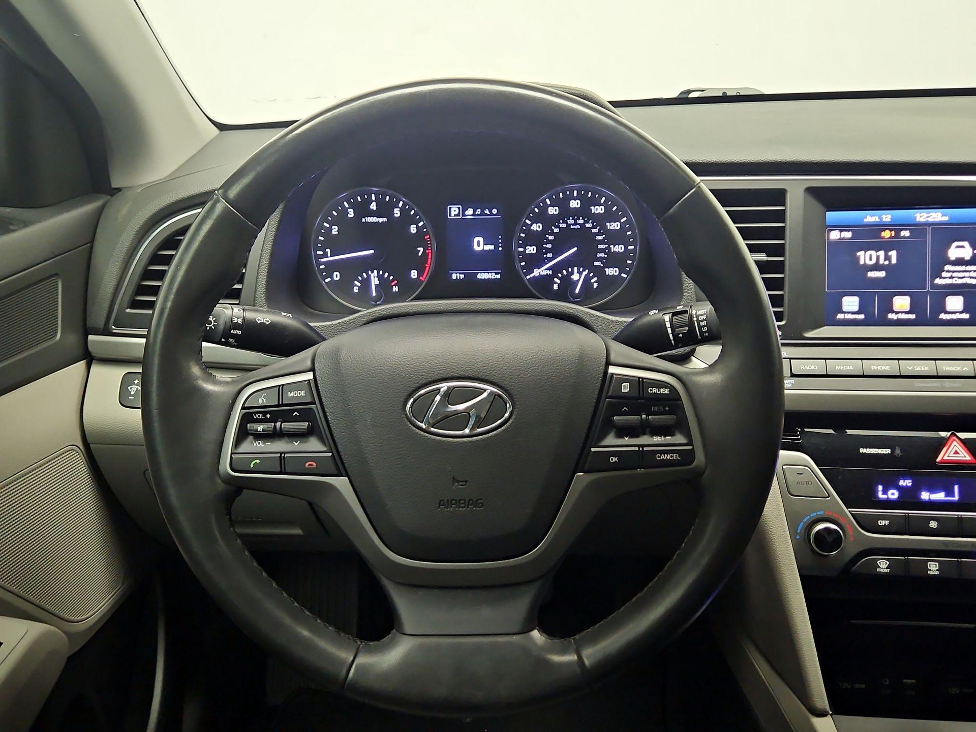 Thumbnail: 2017 Hyundai Elantra - 10