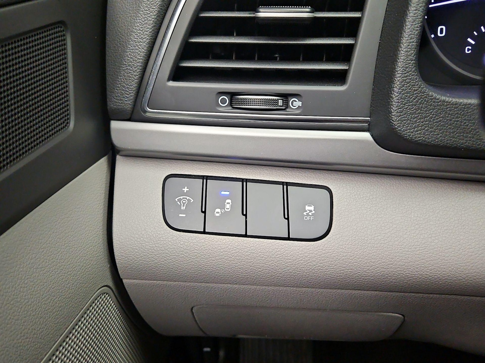 2017 Hyundai Elantra SE - Photo 14