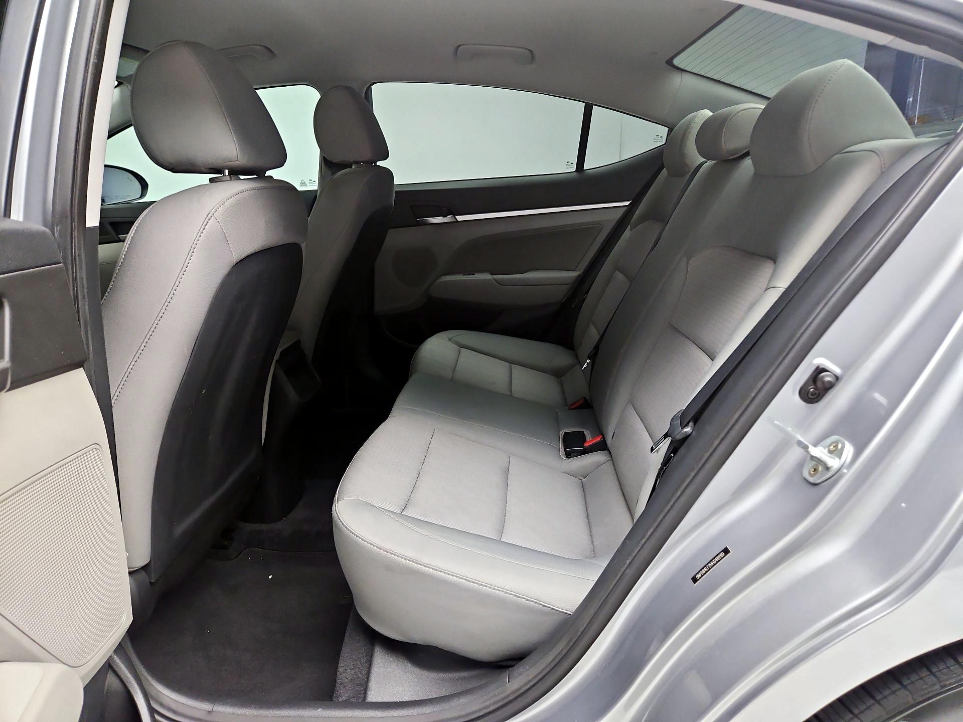 Thumbnail: 2017 Hyundai Elantra - 19