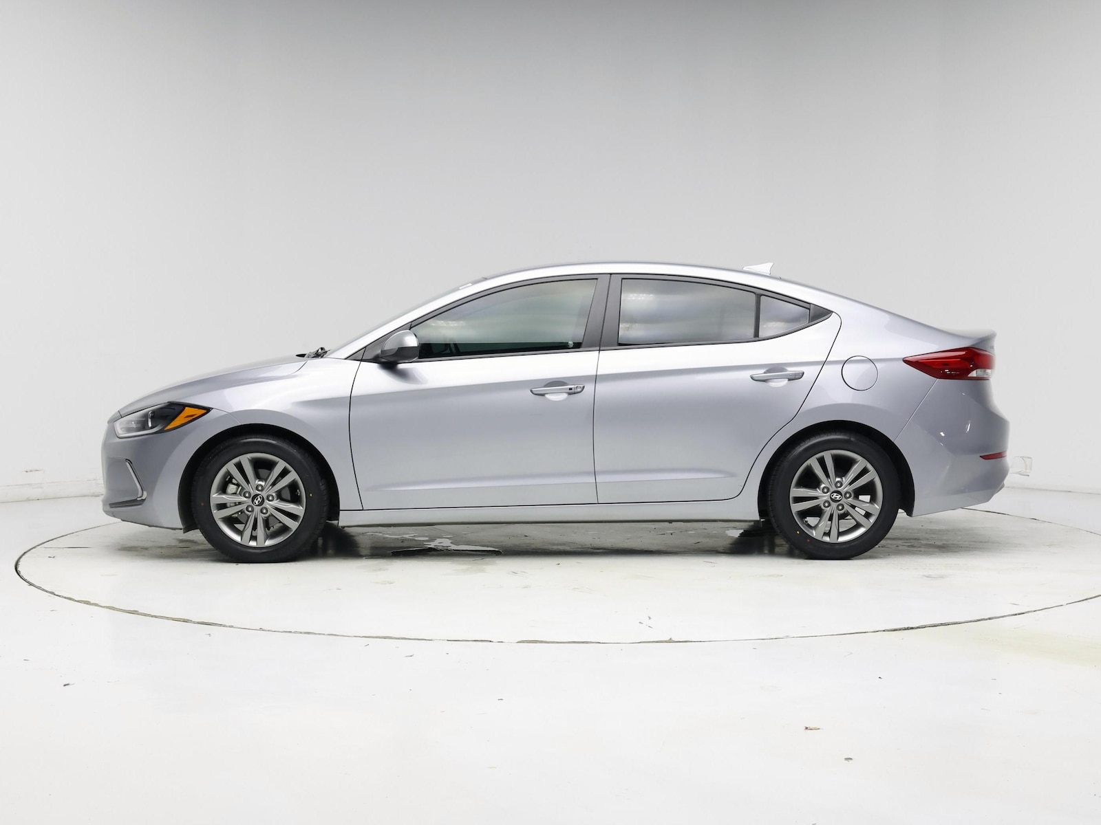 2017 Hyundai Elantra SE - Photo 4