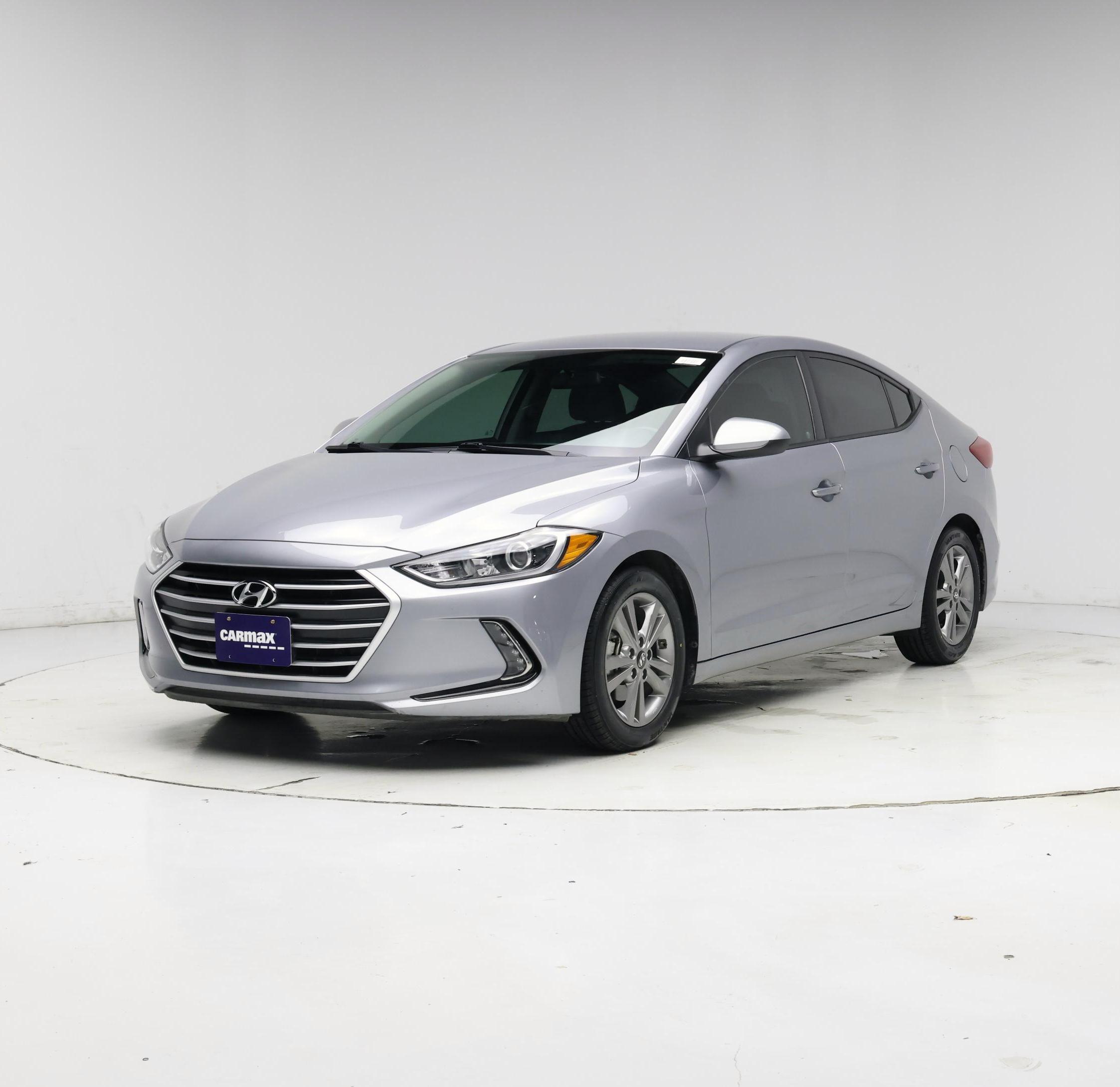 Thumbnail: 2017 Hyundai Elantra - 4