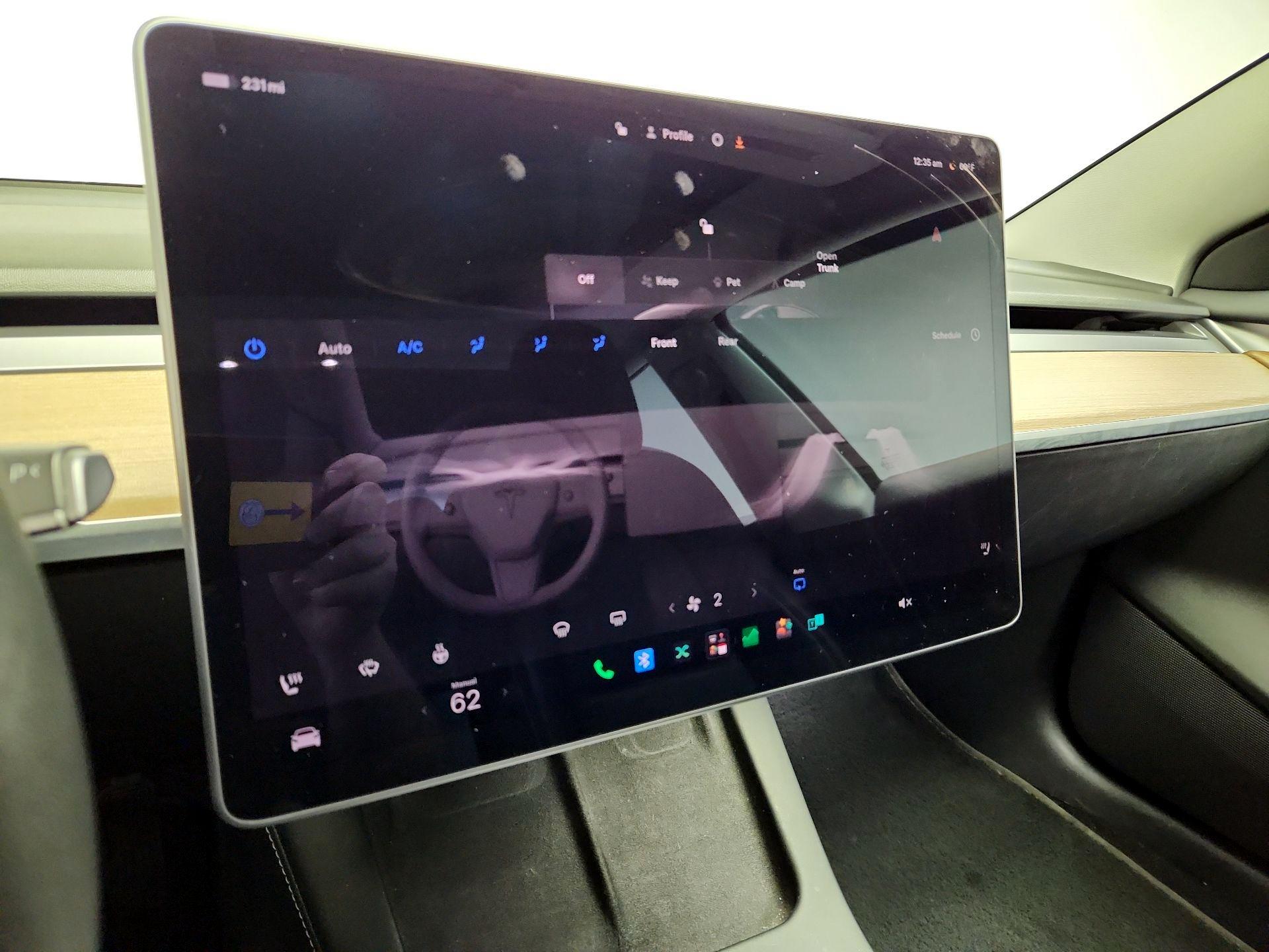 Thumbnail: 2022 Tesla Model 3 - 16
