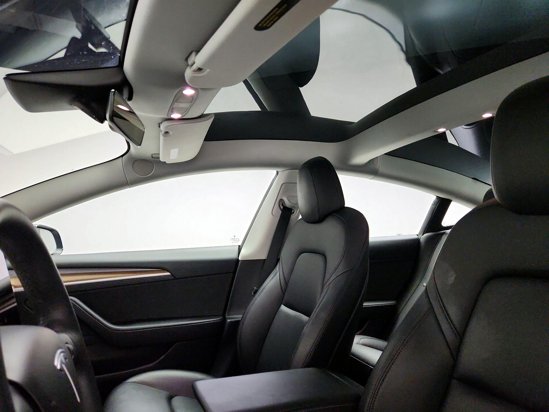 Thumbnail: 2022 Tesla Model 3 - 18