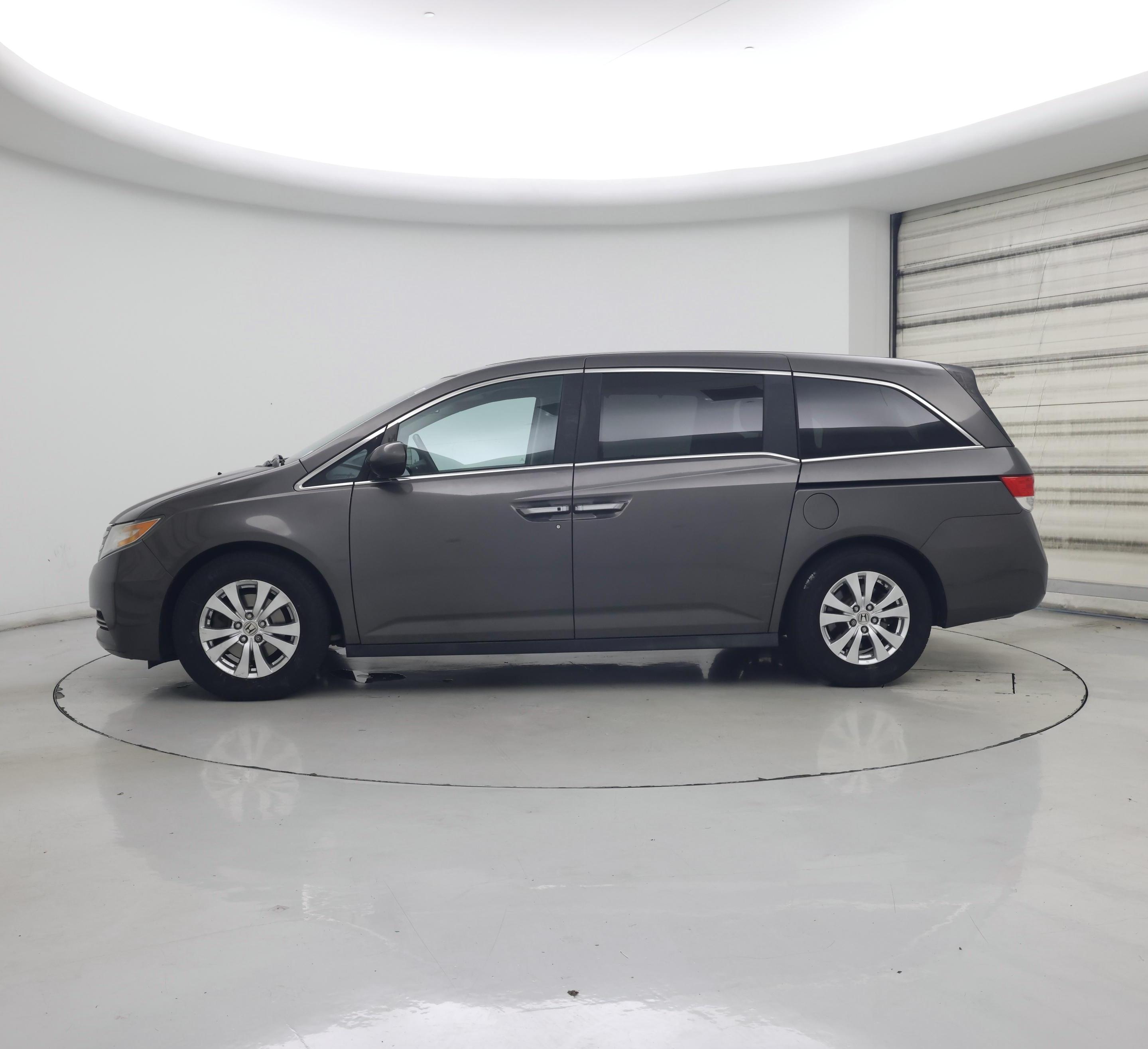 Thumbnail: 2014 Honda Odyssey - 3