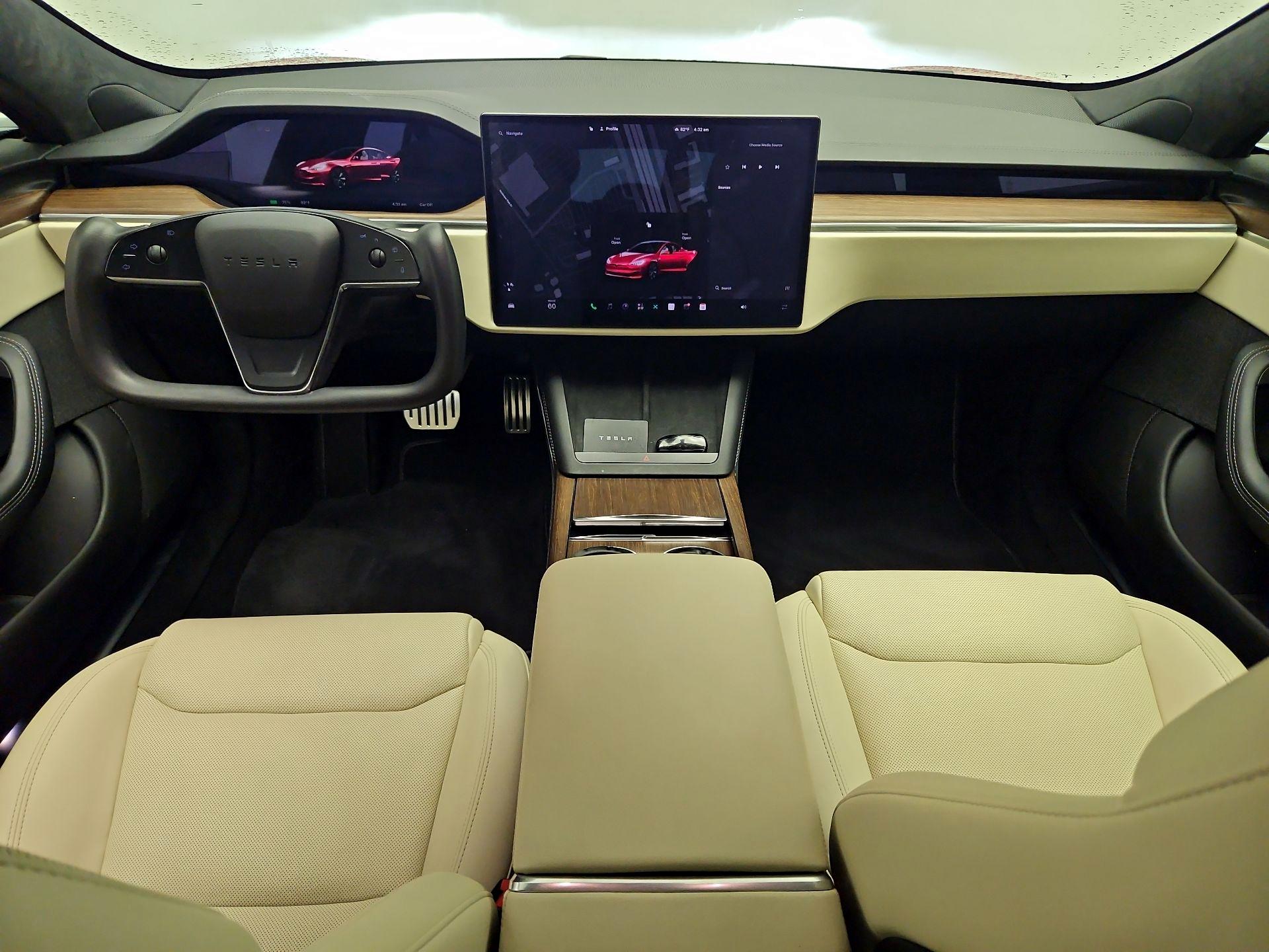 Thumbnail: 2022 Tesla Model S - 9