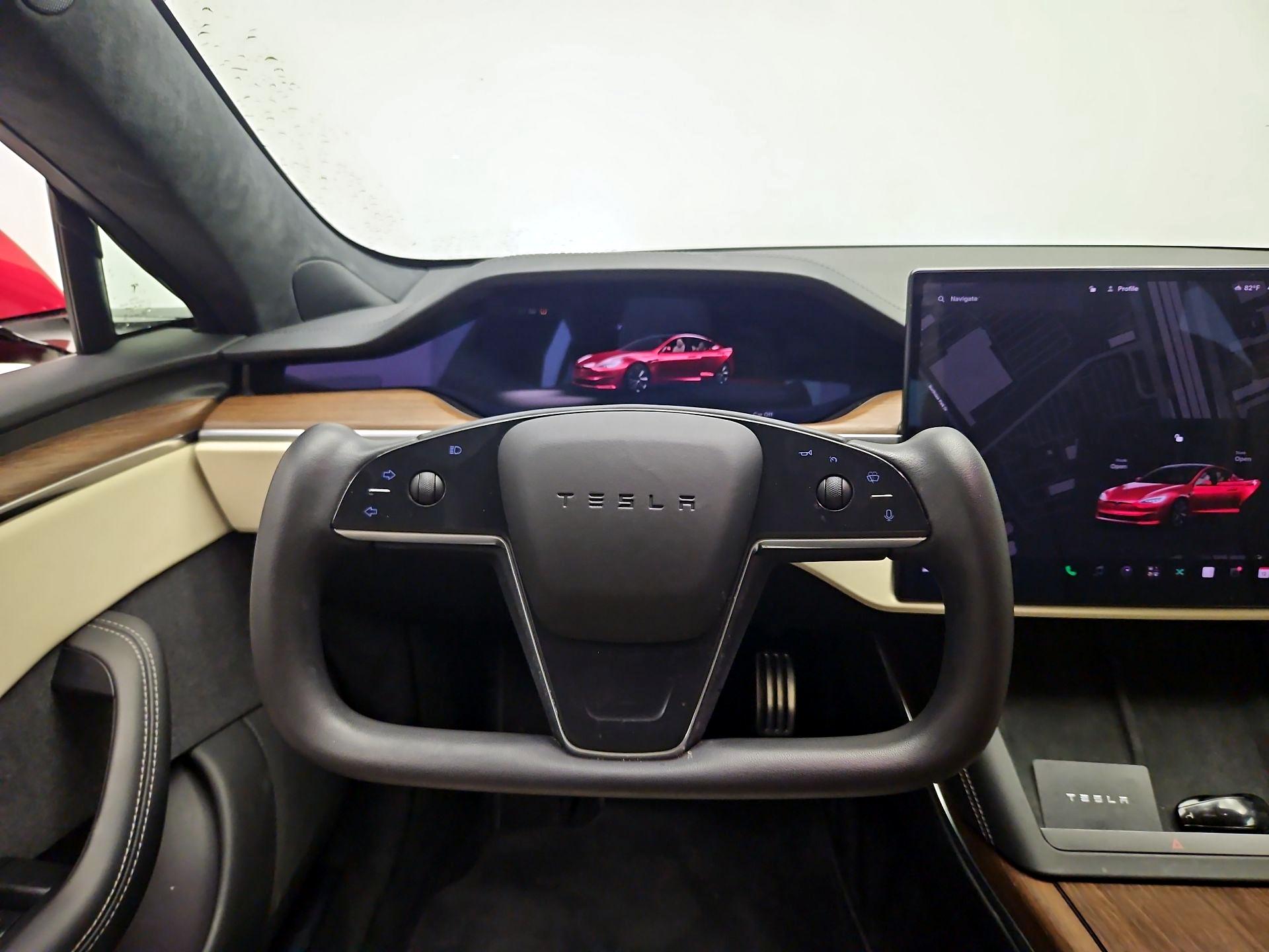 Thumbnail: 2022 Tesla Model S - 10