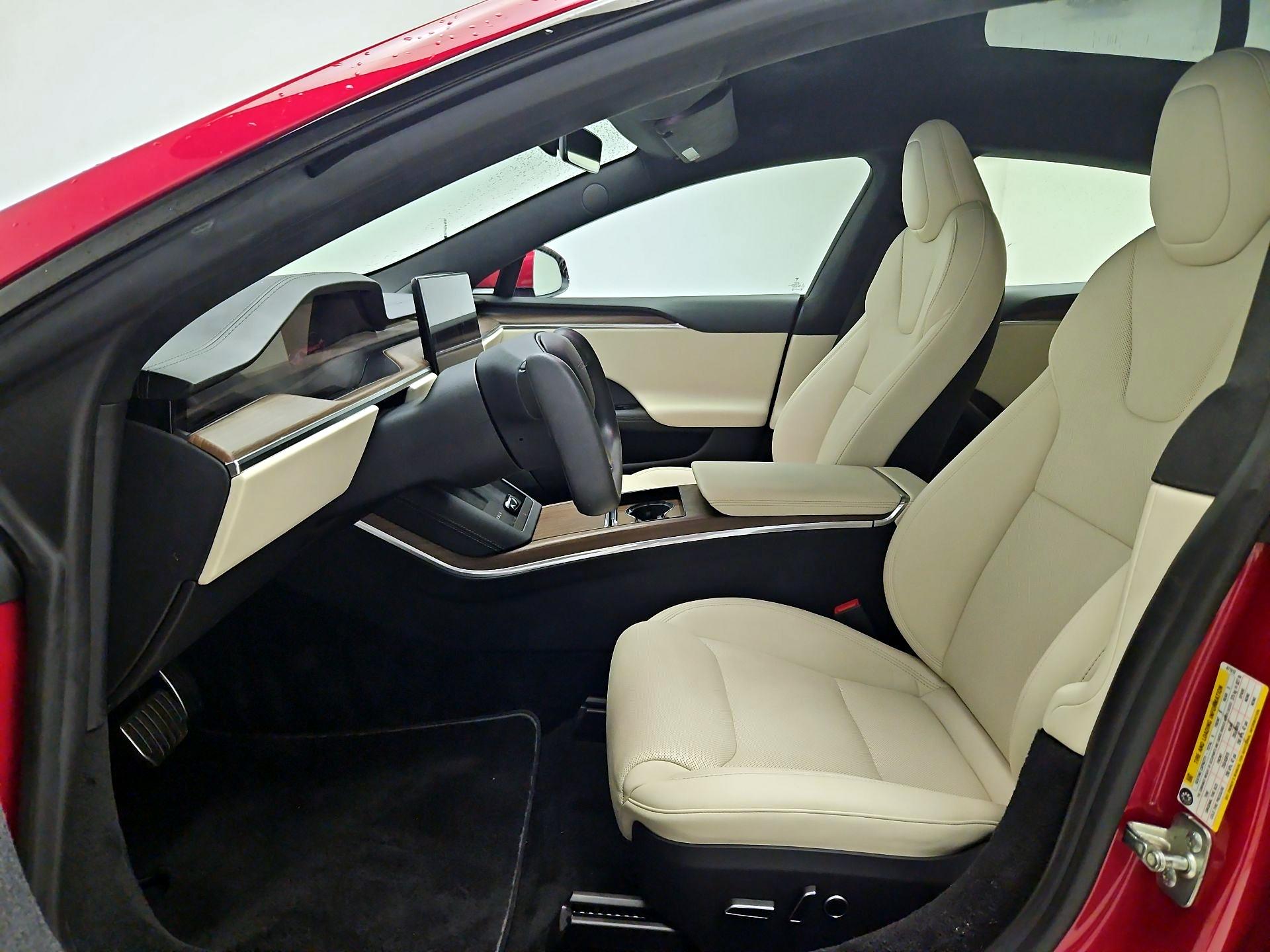 Thumbnail: 2022 Tesla Model S - 11
