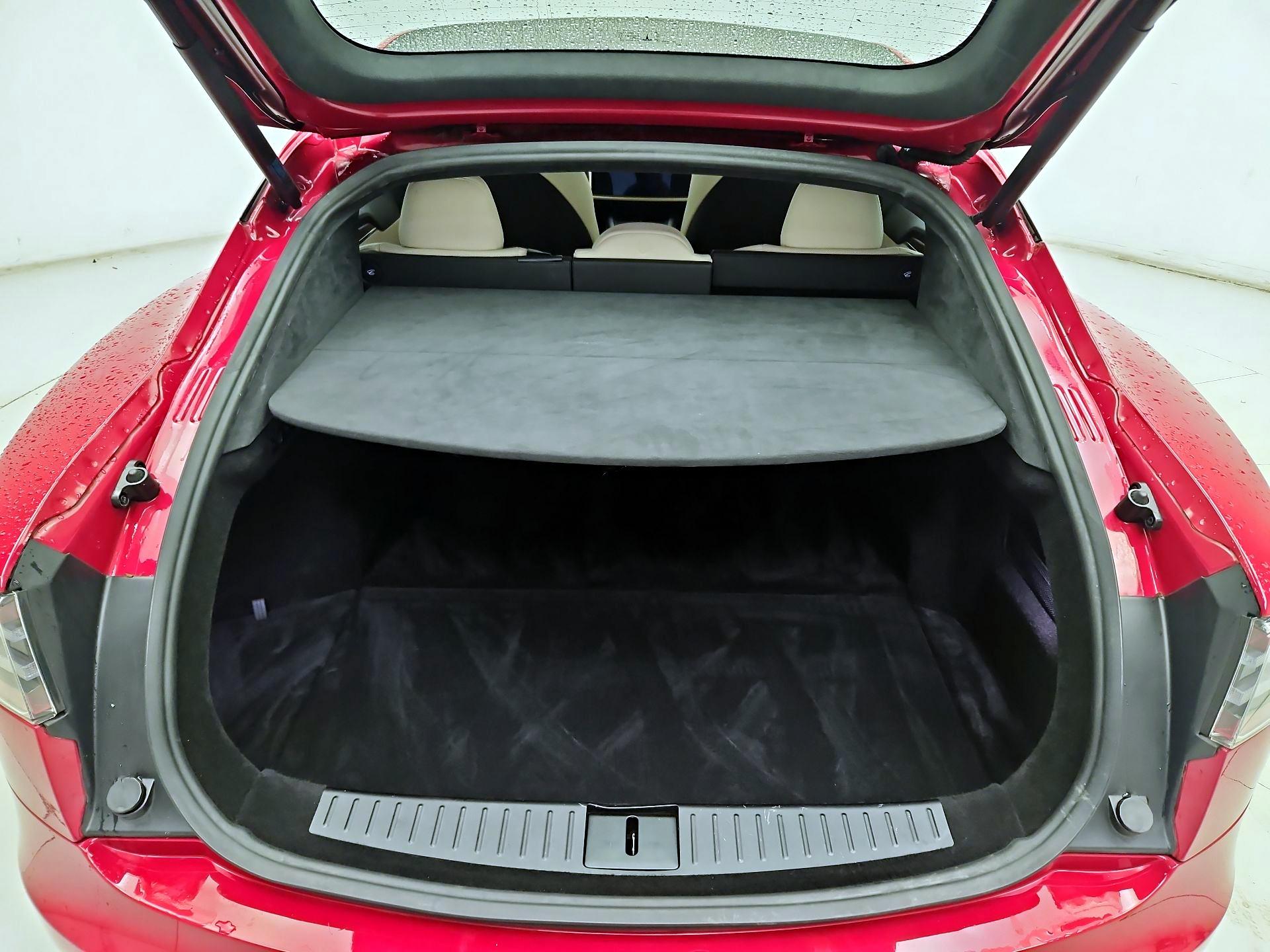 Thumbnail: 2022 Tesla Model S - 19