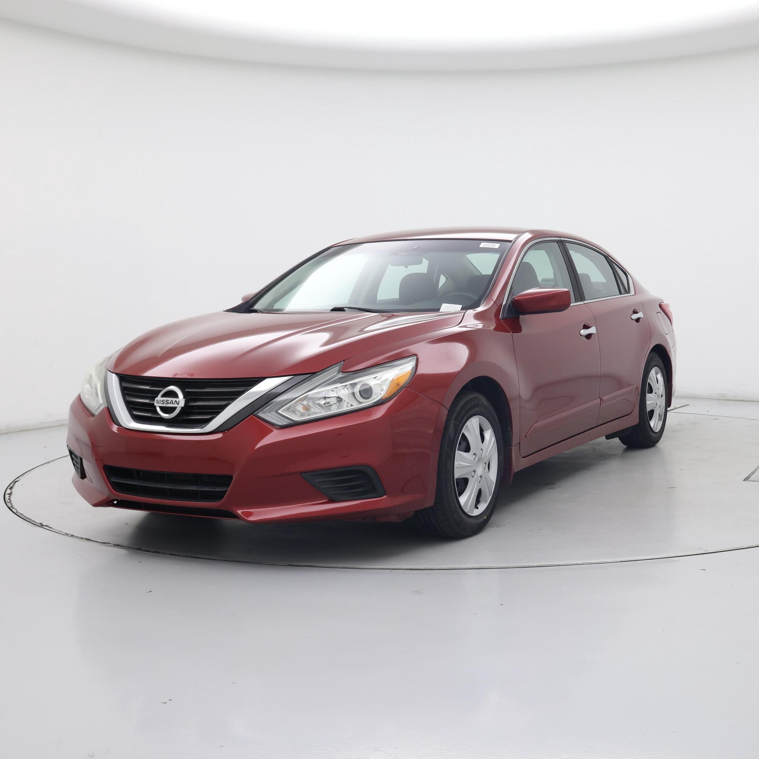 Thumbnail: 2017 Nissan Altima - 4