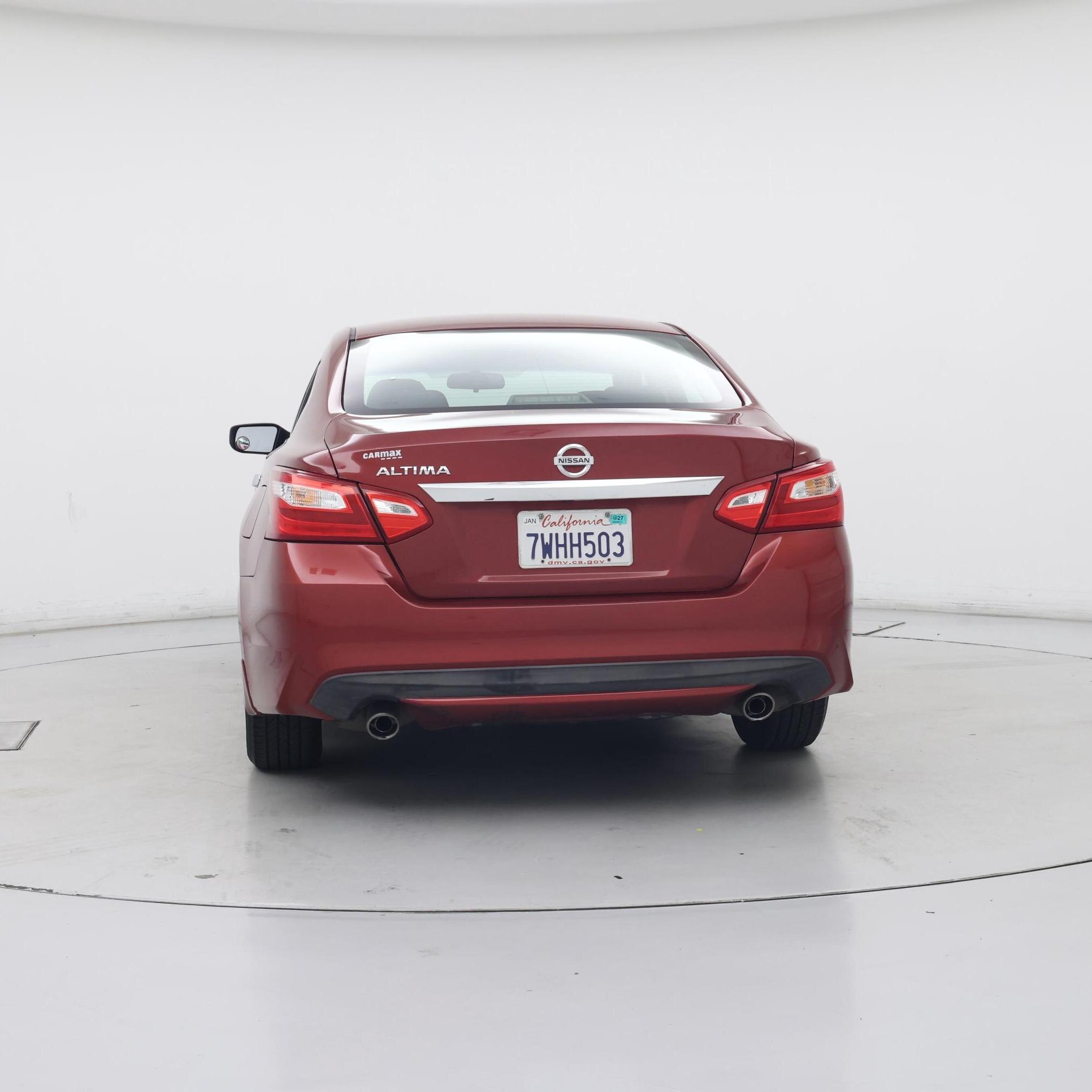 Thumbnail: 2017 Nissan Altima - 6