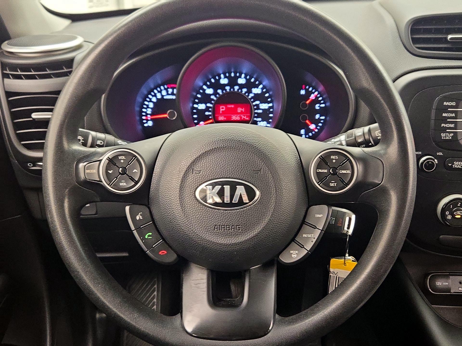 Thumbnail: 2014 Kia Soul - 10