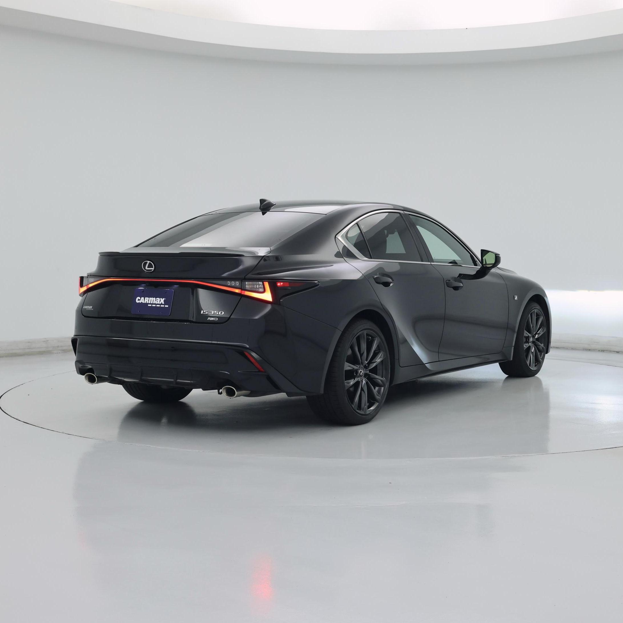 Thumbnail: 2022 Lexus IS - 8