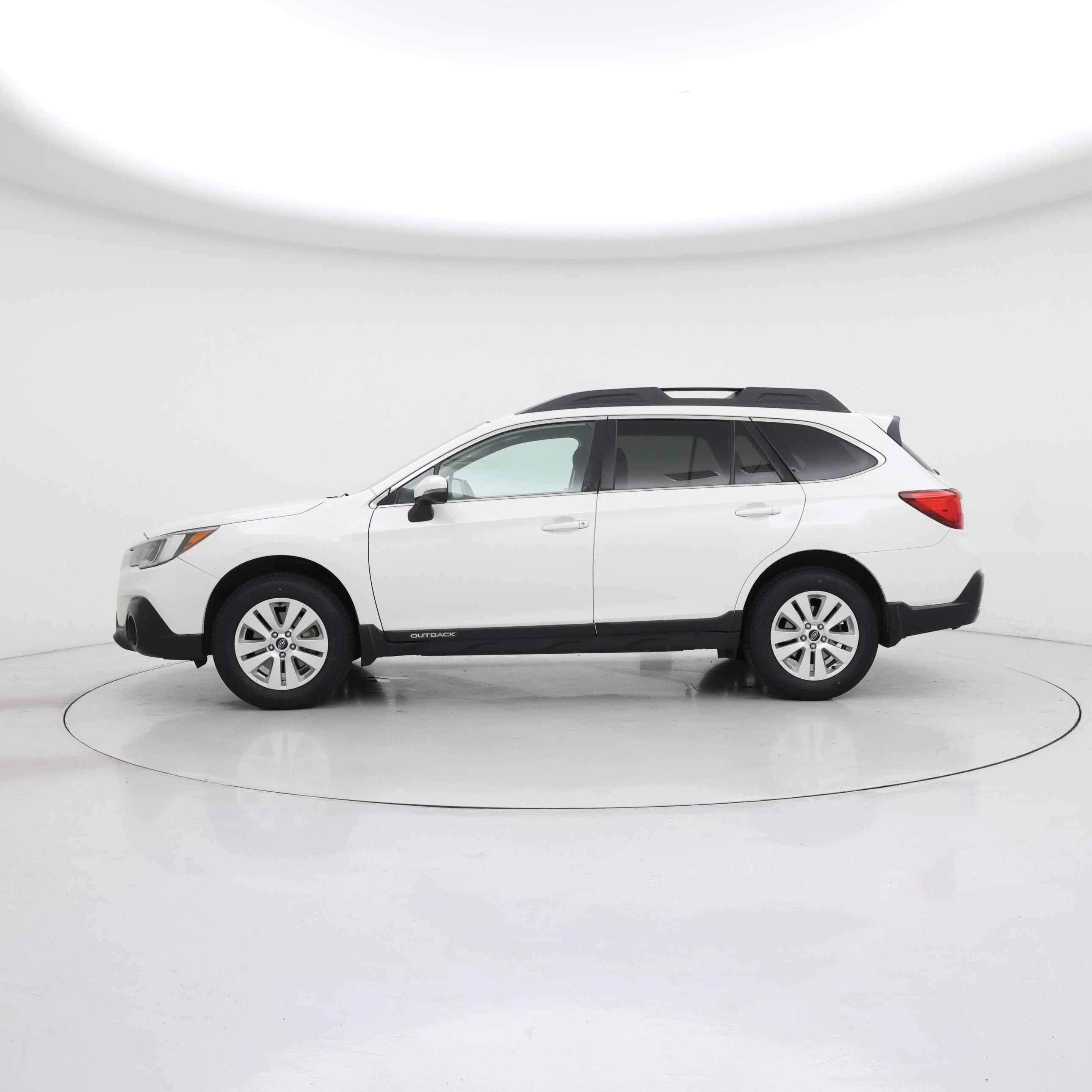 Thumbnail: 2019 Subaru Outback - 3